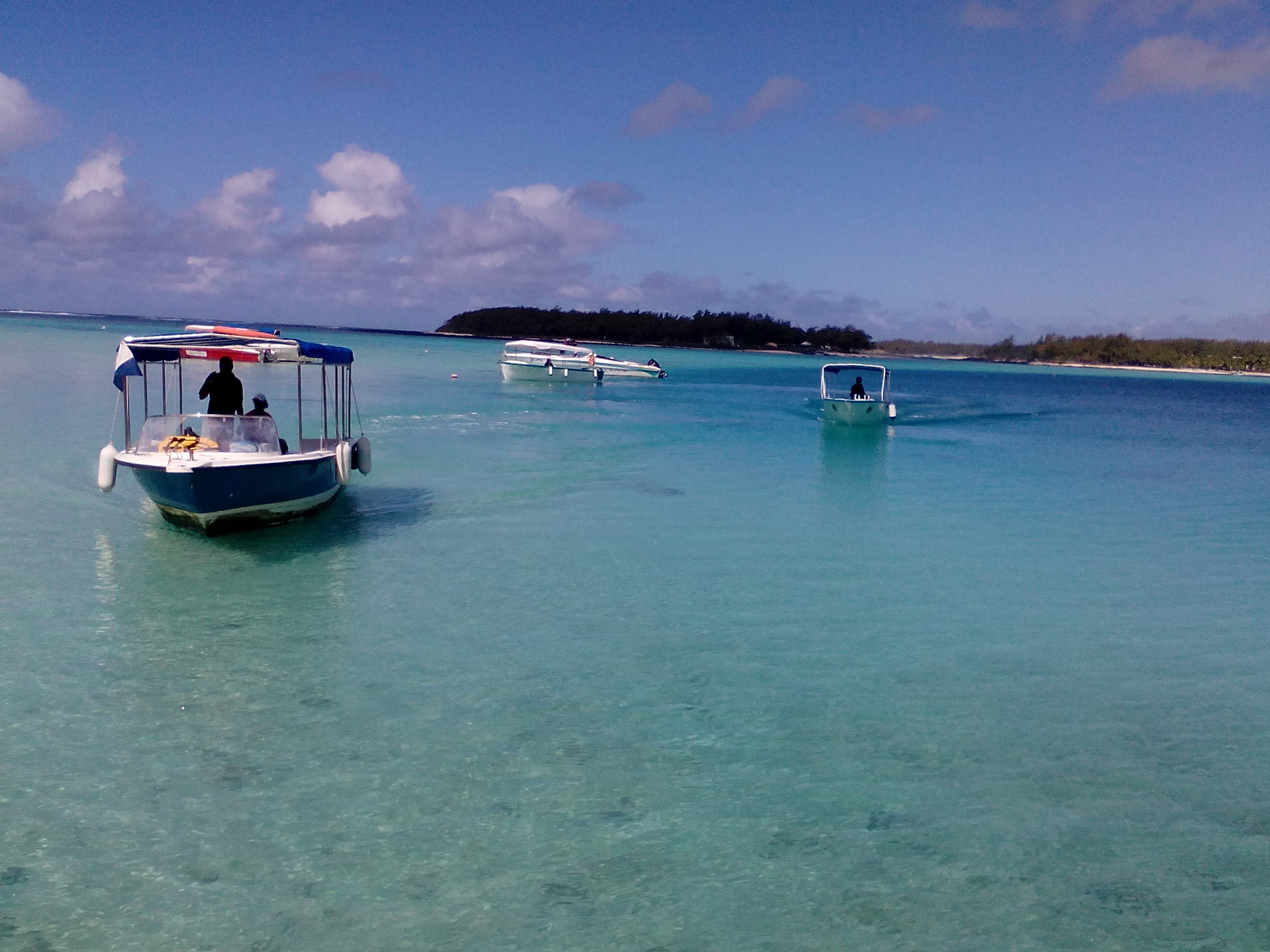 Lenovo A5500-H sample photo. Mauritius 2016 photography