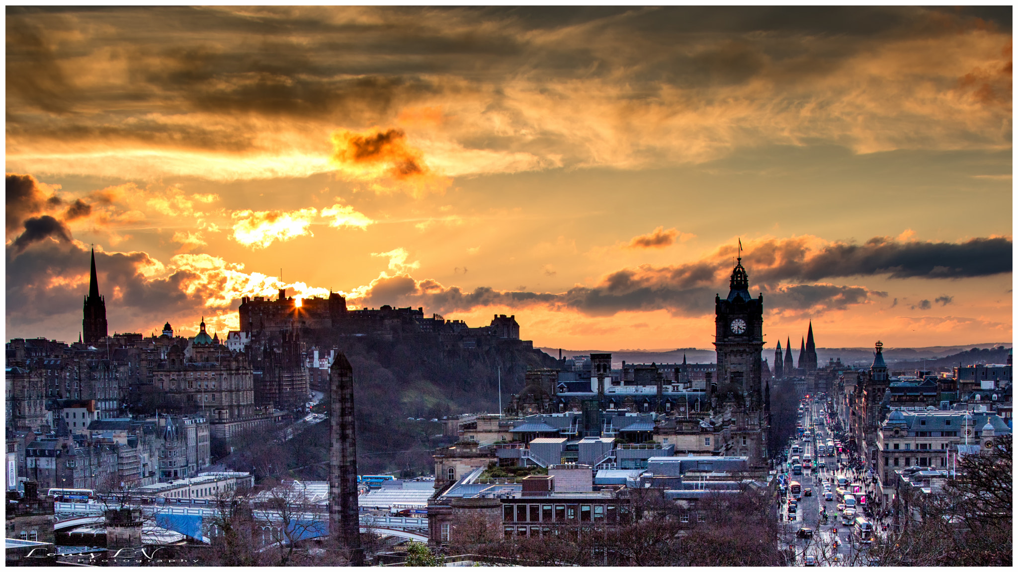 Canon EOS 5DS R + Canon EF 28-300mm F3.5-5.6L IS USM sample photo. Sunset in edinburgh photography