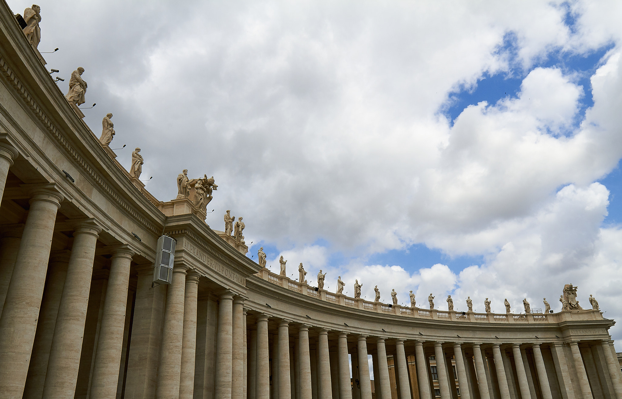 Canon EOS 7D + Canon EF 16-35mm F4L IS USM sample photo. Pillars of st. peter's basilica photography