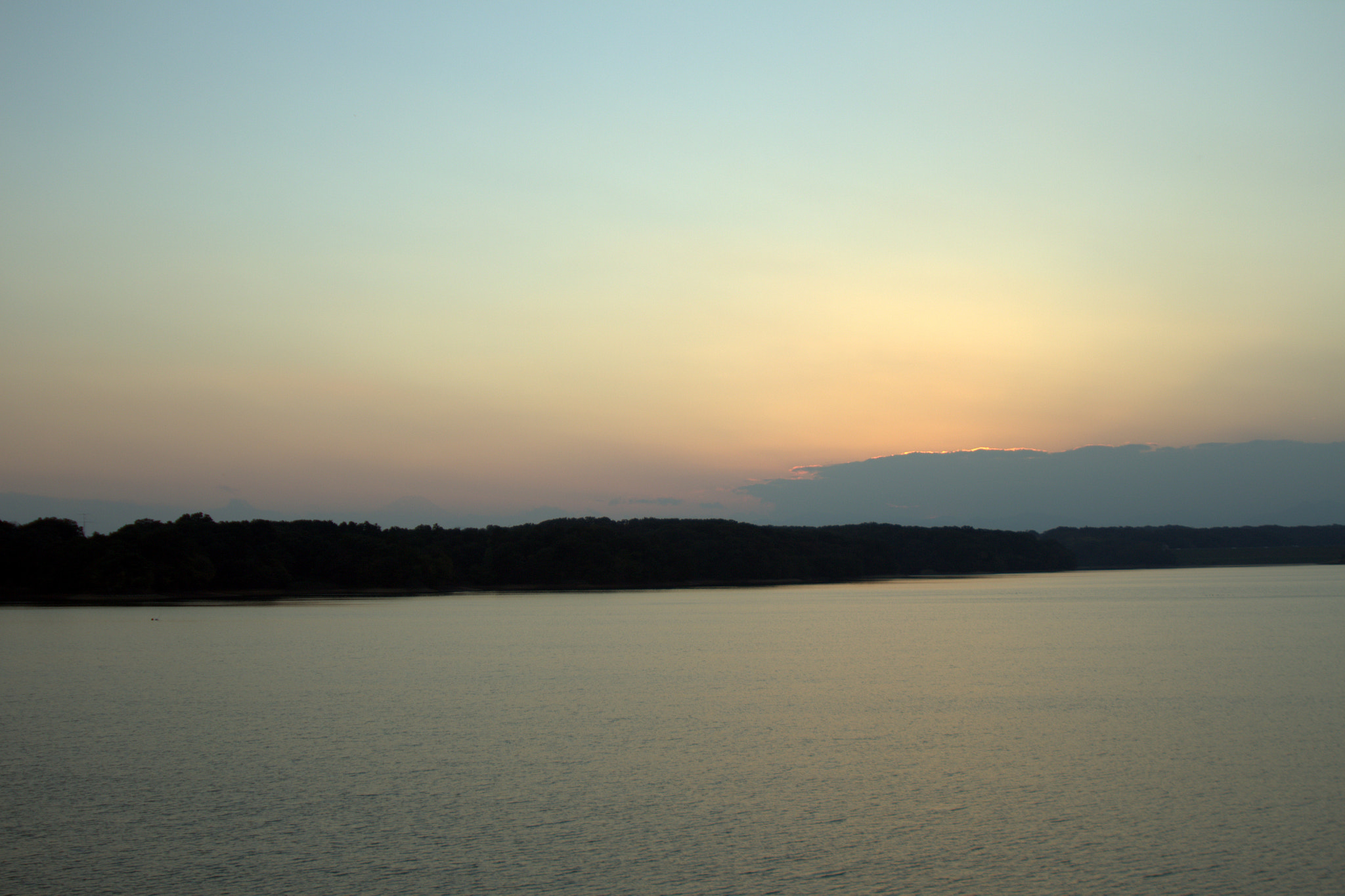 Canon EF 28-105mm f/3.5-4.5 USM sample photo. Sunset in western tokyo photography