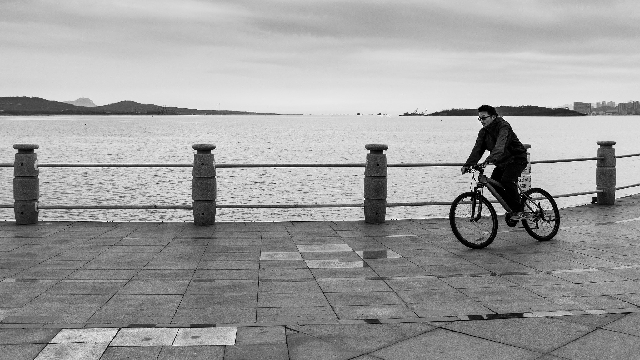 Canon EF-S 24mm F2.8 STM sample photo. Sport 39/52 photography