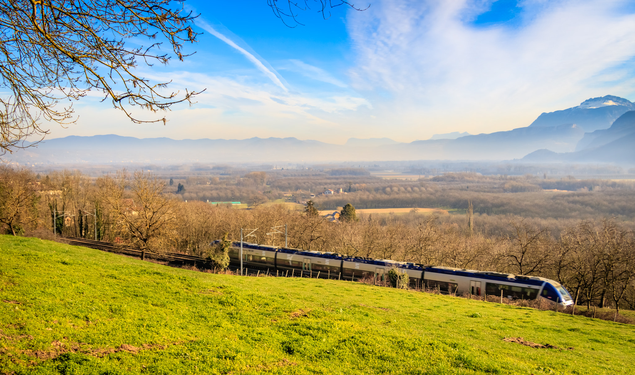 Canon EF 24-85mm F3.5-4.5 USM sample photo. Isère valley (france) photography