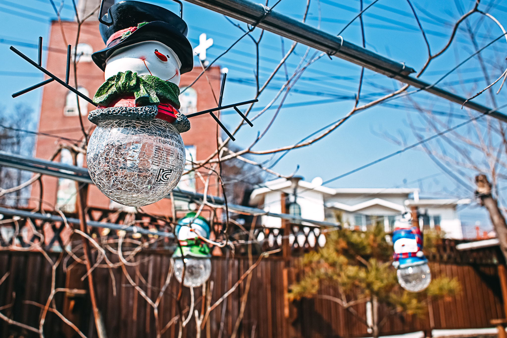 Canon EOS 6D + Canon EF 28mm F1.8 USM sample photo. Snowman photography