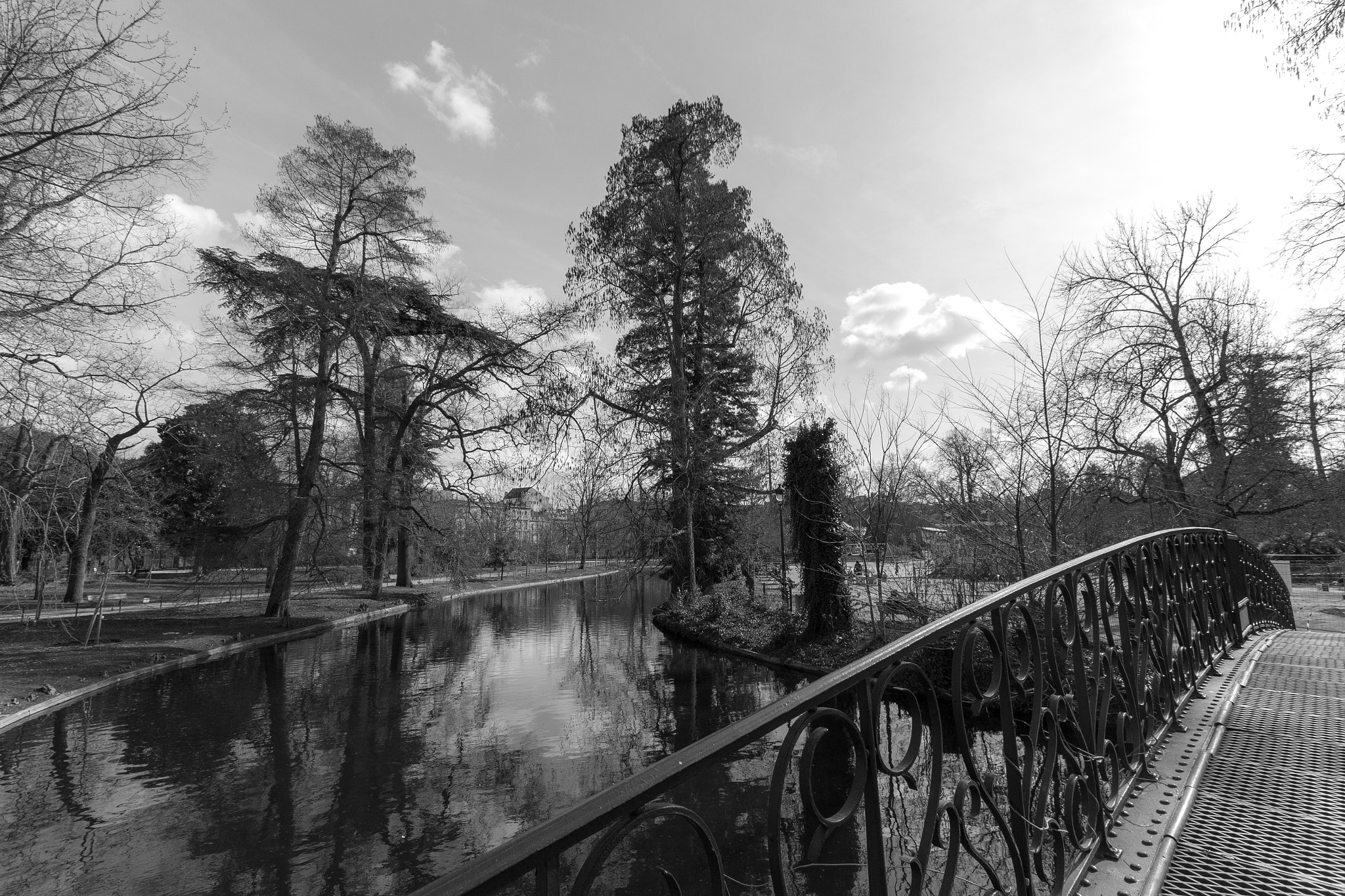 Sigma 10-20mm F3.5 EX DC HSM sample photo. Parc bordeaux photography