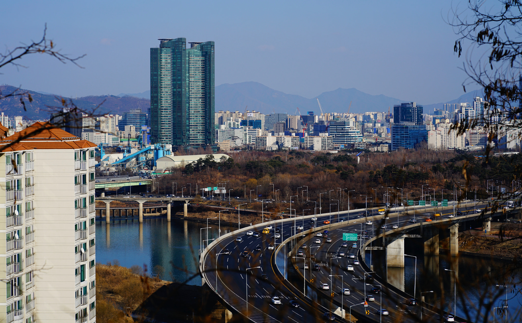 ZEISS Batis 85mm F1.8 sample photo. Seoul, korea photography