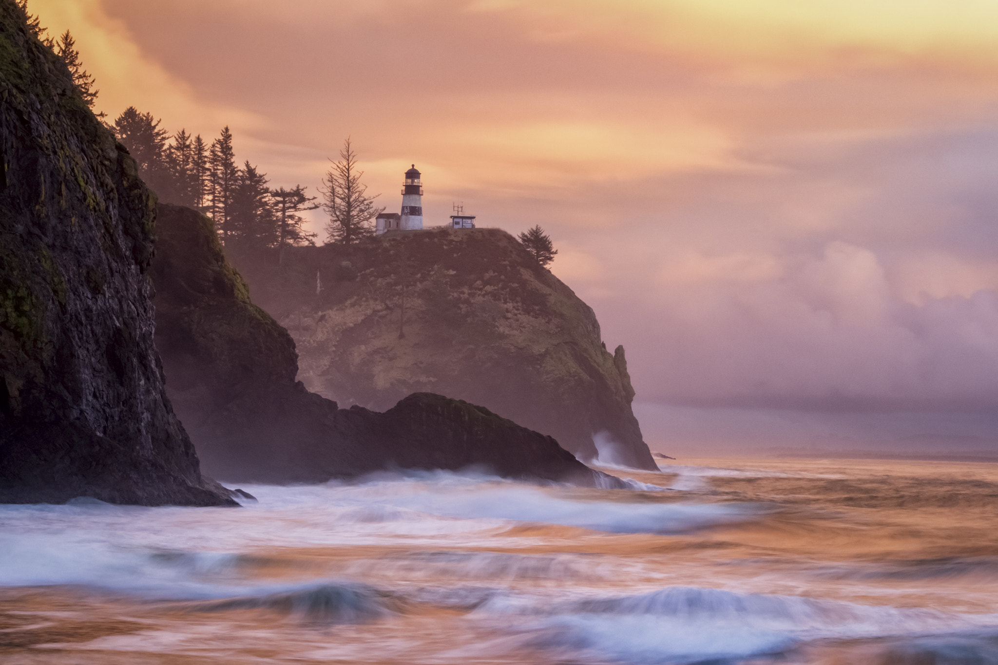 Canon EOS 100D (EOS Rebel SL1 / EOS Kiss X7) sample photo. Cape disappointment sunset photography