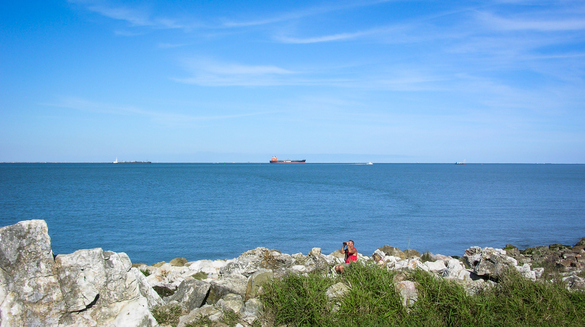 Nikon E8700 sample photo. Photographer on the rocks photography