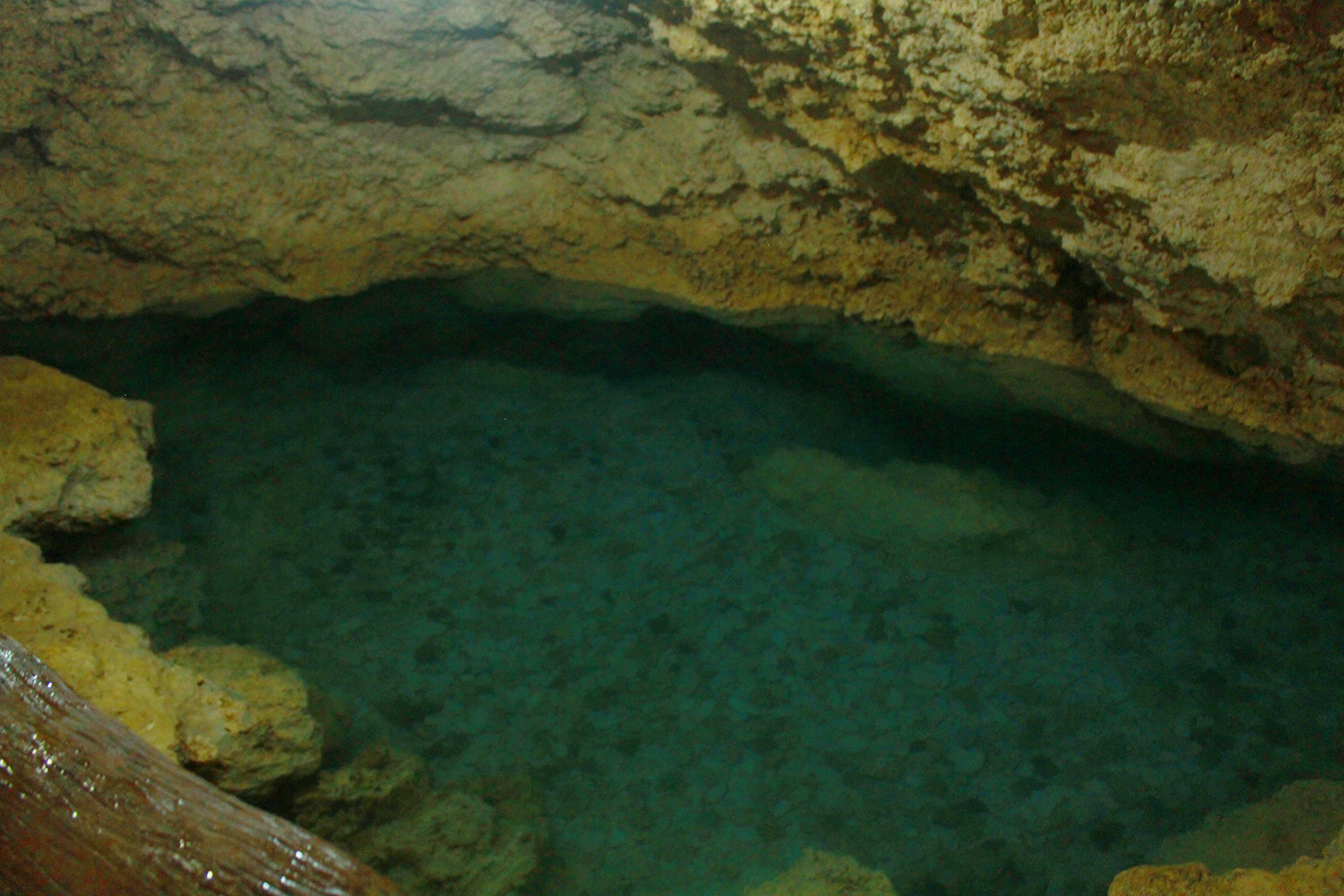 Canon EF-S 18-55mm F3.5-5.6 IS sample photo. Cave pool photography