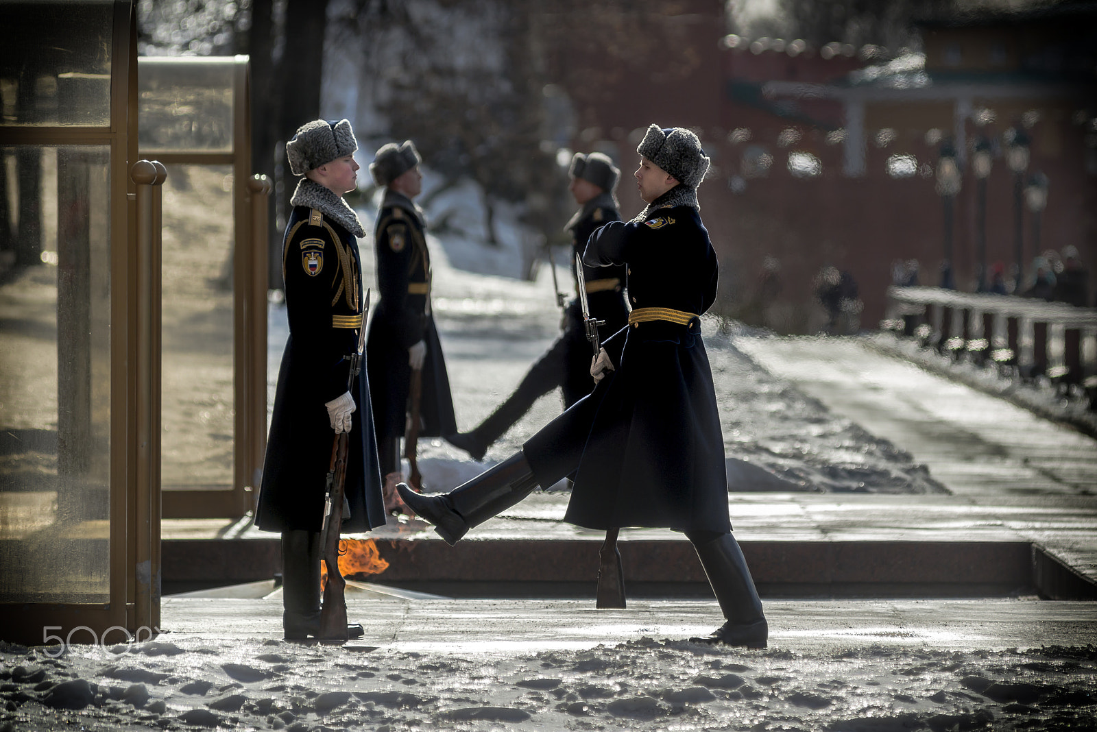 Nikon AF-Nikkor 80-200mm F2.8D ED sample photo. The guard at the eternal flame photography
