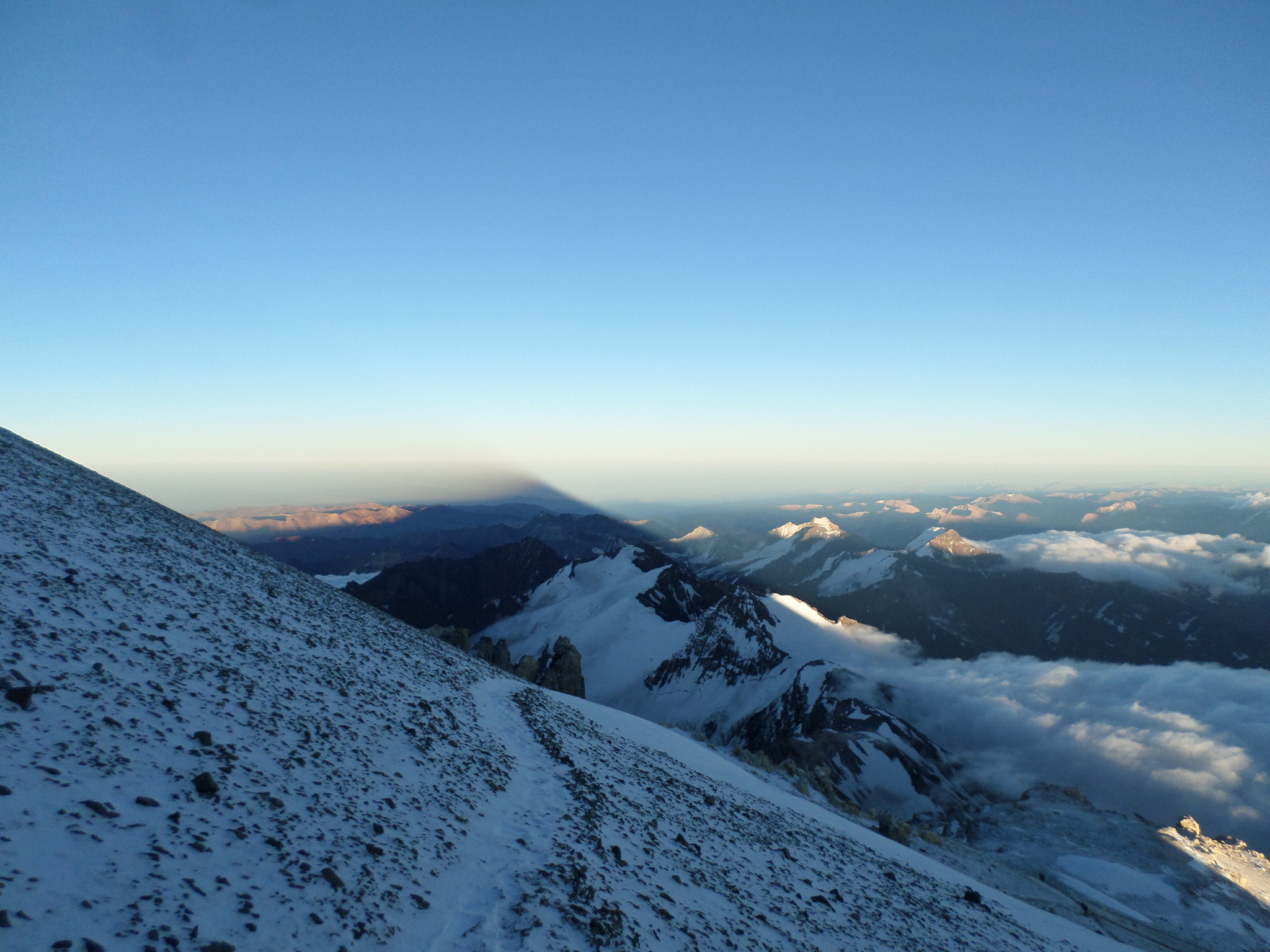 Samsung ST2014F sample photo. Shadow of aconcagua photography