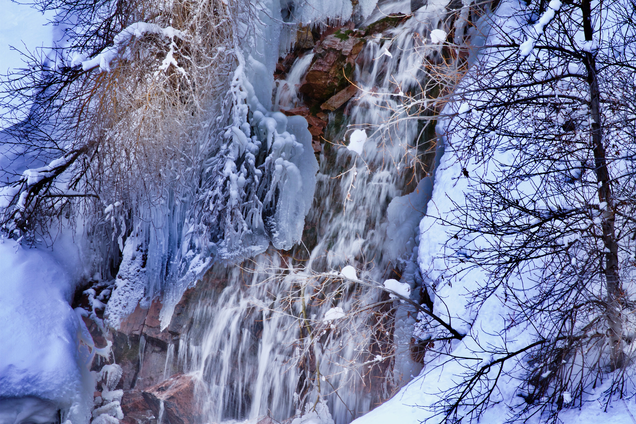 Canon EF 24-70mm F2.8L II USM sample photo. Intermittent stream photography