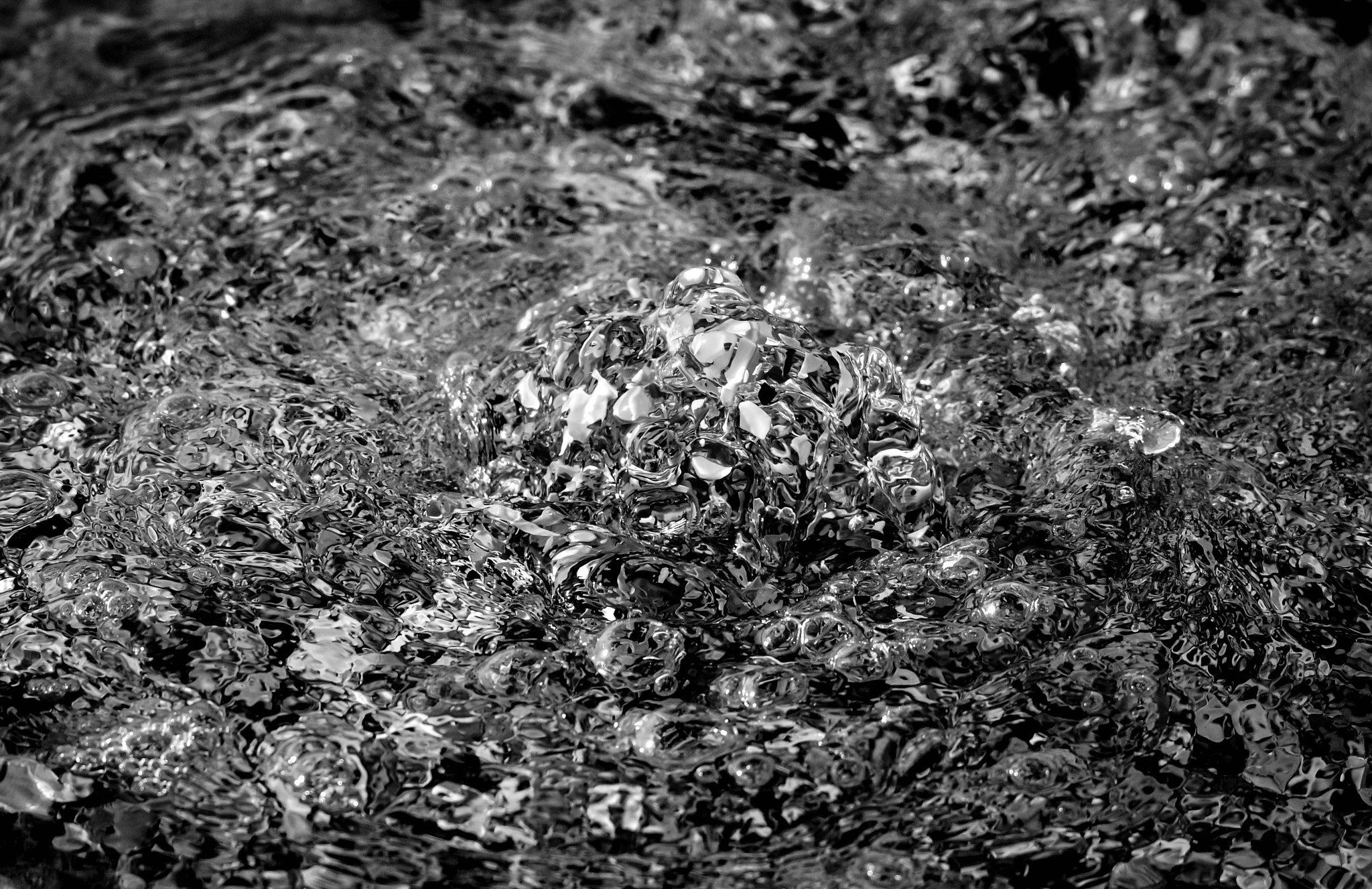 Sigma 50-500mm F4.5-6.3 DG OS HSM sample photo. Bubbling water photography