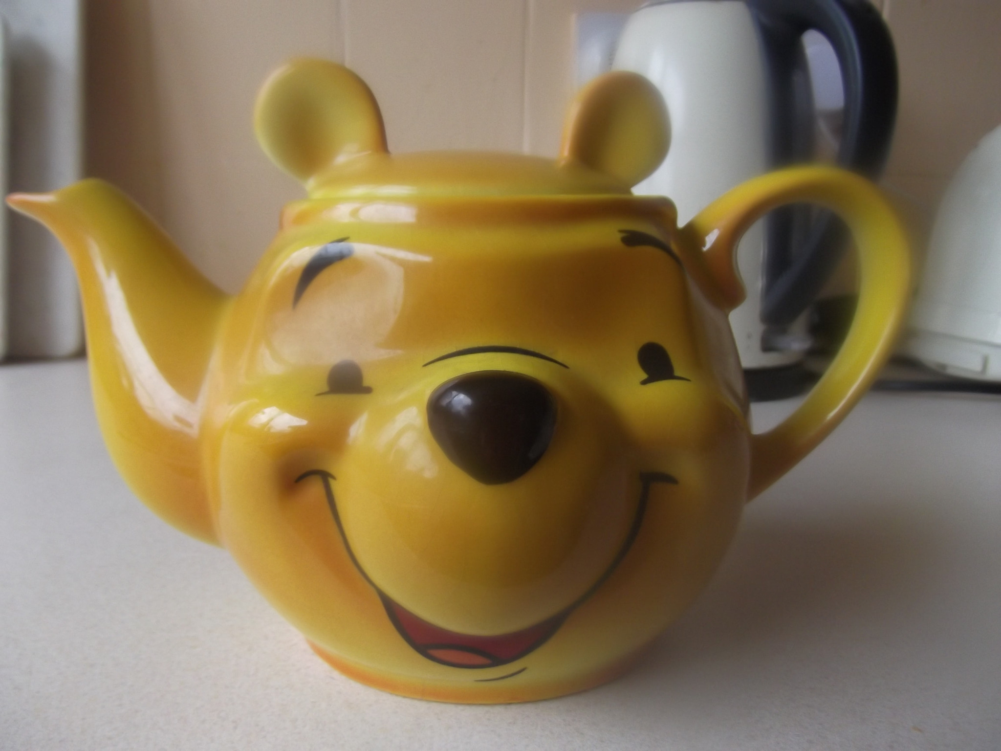 Fujifilm FinePix T350 sample photo. Winnie the pooh teapot photography