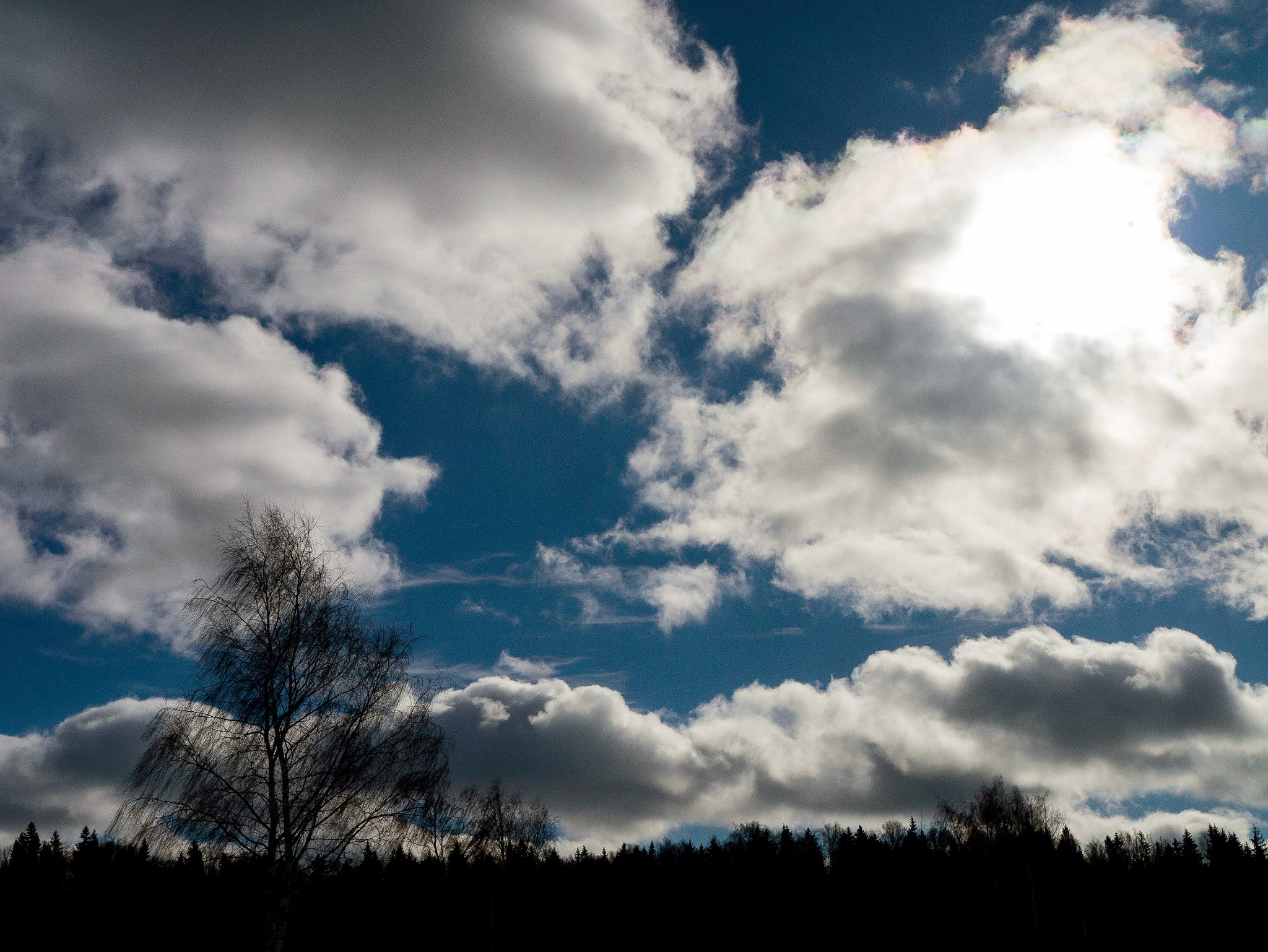 Panasonic Lumix DMC-G3 sample photo. Clouds photography
