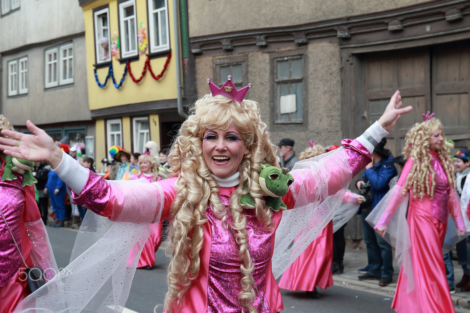 Canon EF 24-70mm F4L IS USM sample photo. Wasungen karneval photography