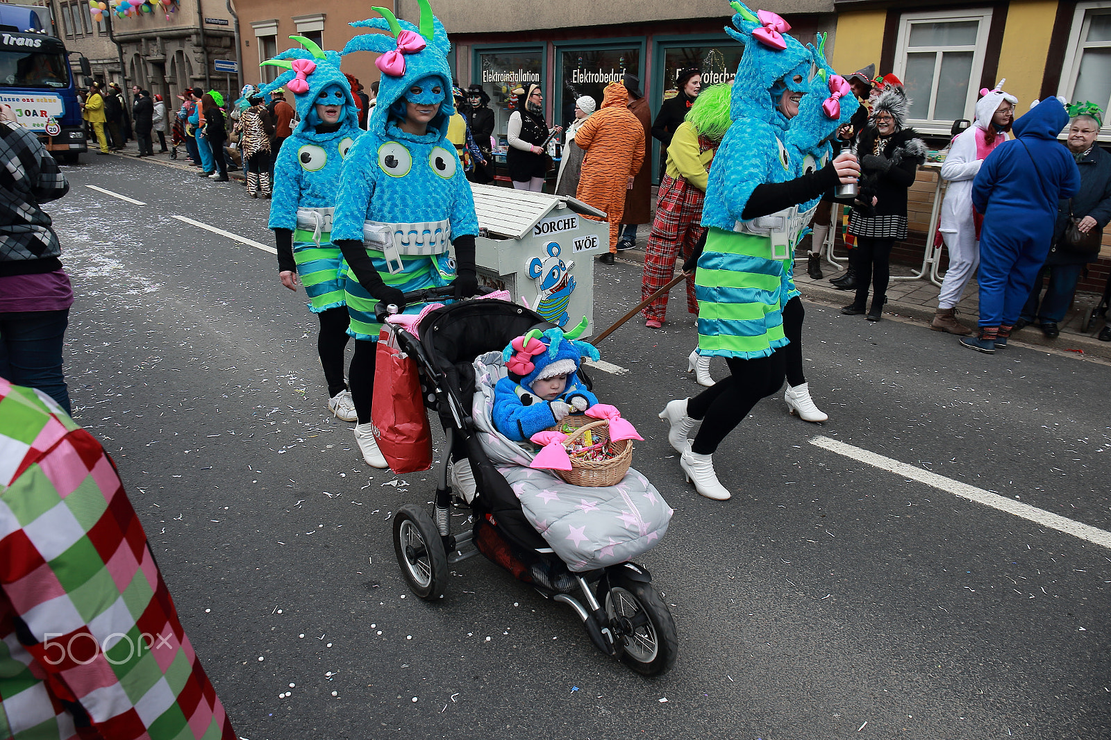 Canon EF 24-70mm F4L IS USM sample photo. Wasungen karneval photography