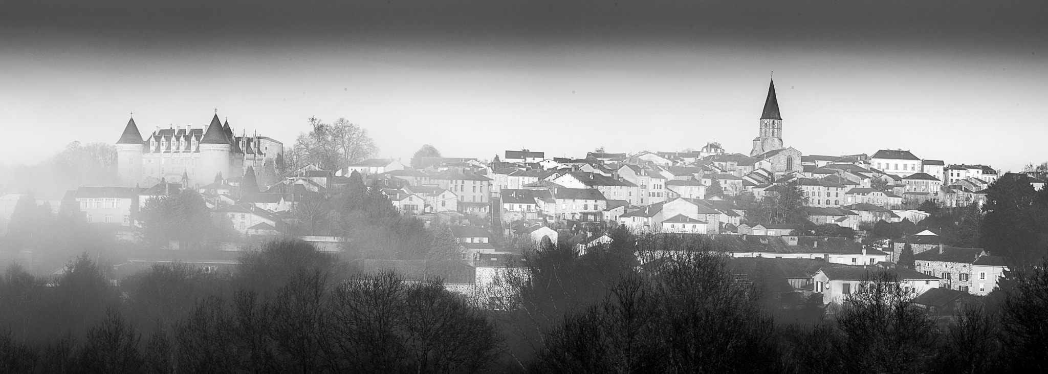 Nikon D750 + AF Nikkor 70-210mm f/4-5.6D sample photo. Panorama rochechouart (france) bw photography