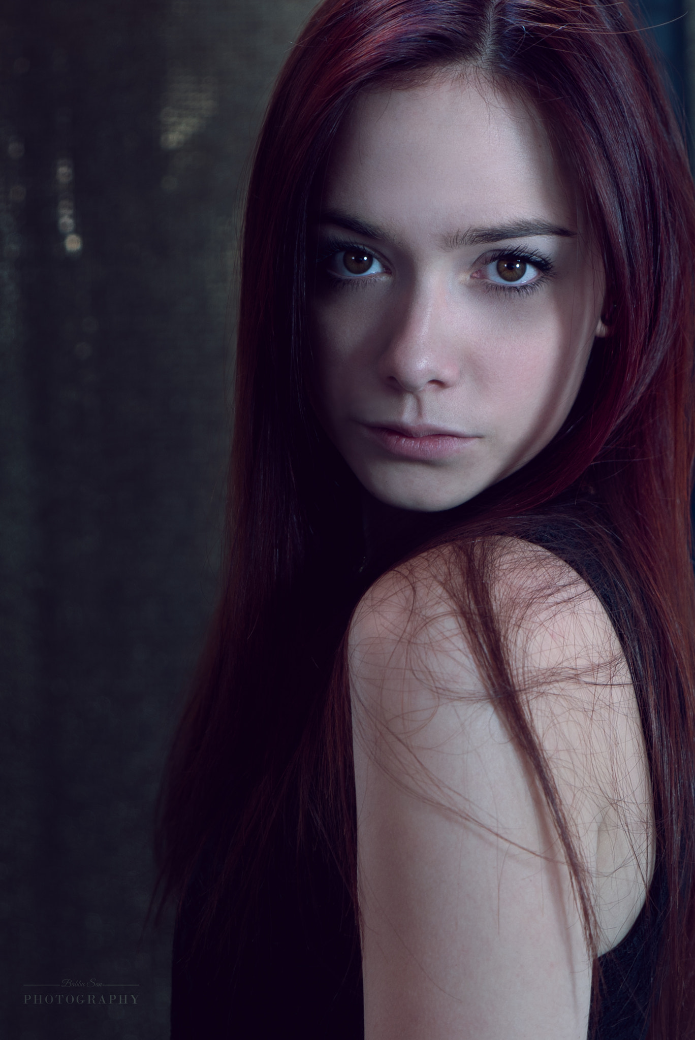 Sony a7S + Sony Vario Tessar T* FE 24-70mm F4 ZA OSS sample photo. Herself. photography