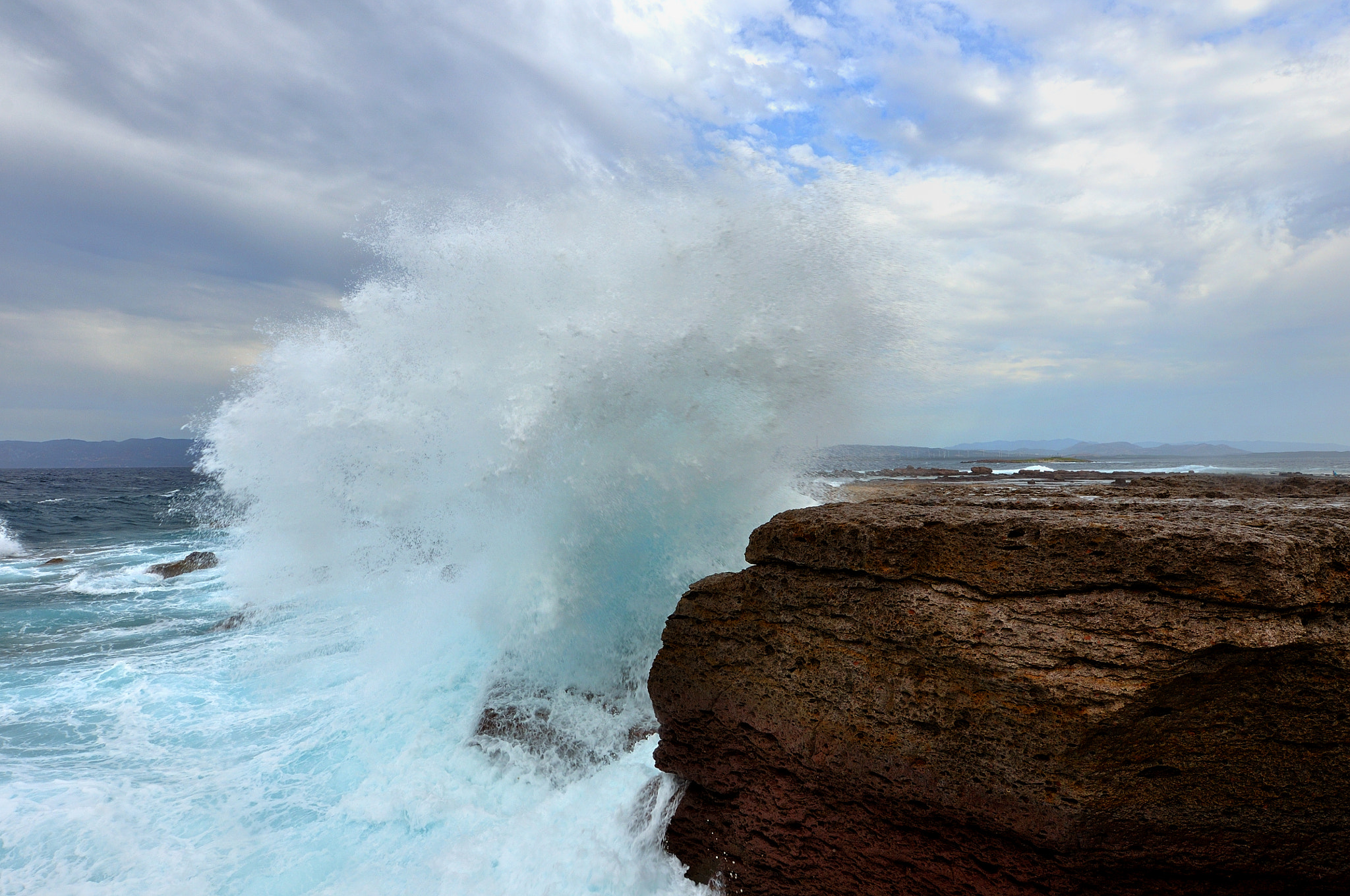 Nikon AF-S Nikkor 14-24mm F2.8G ED sample photo. The power of mother nature photography