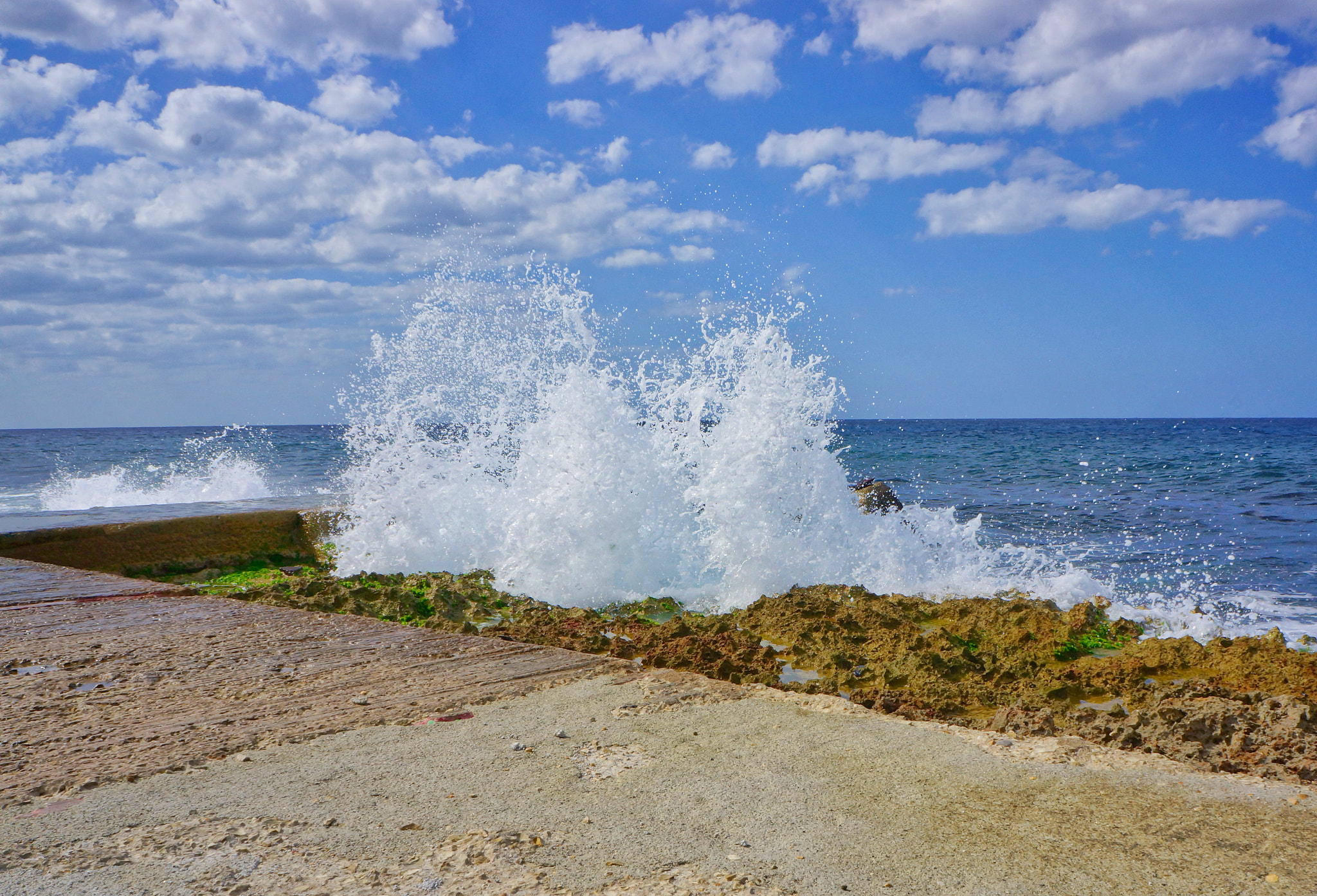 Hasselblad Lunar sample photo. Waves againat the shore photography