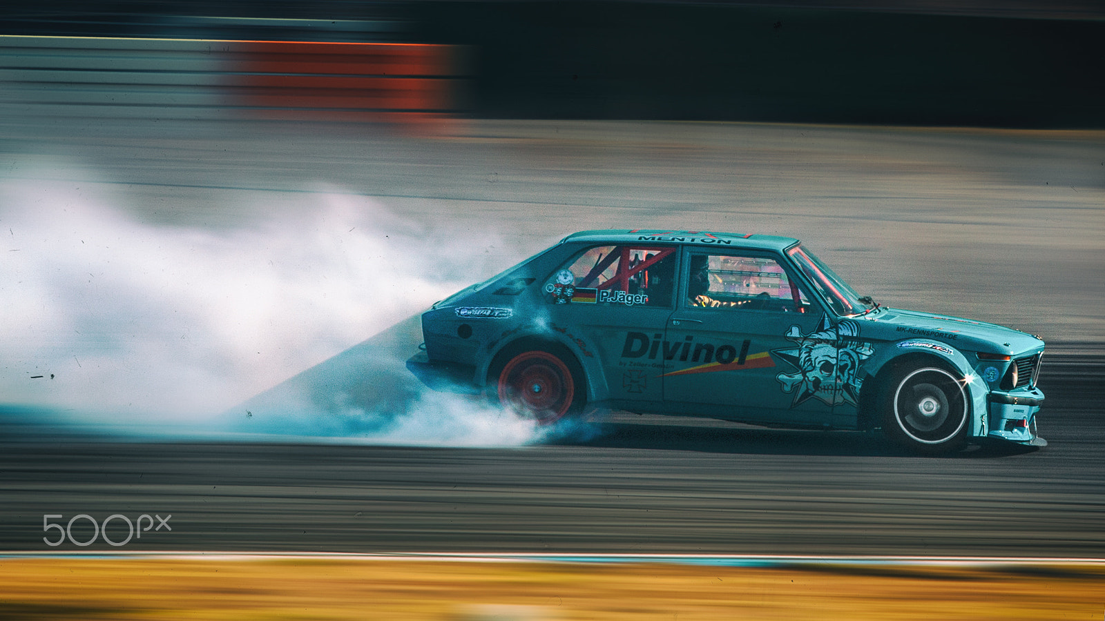 Canon EF 70-200mm F2.8L USM sample photo. Bmw 1802 drift photography