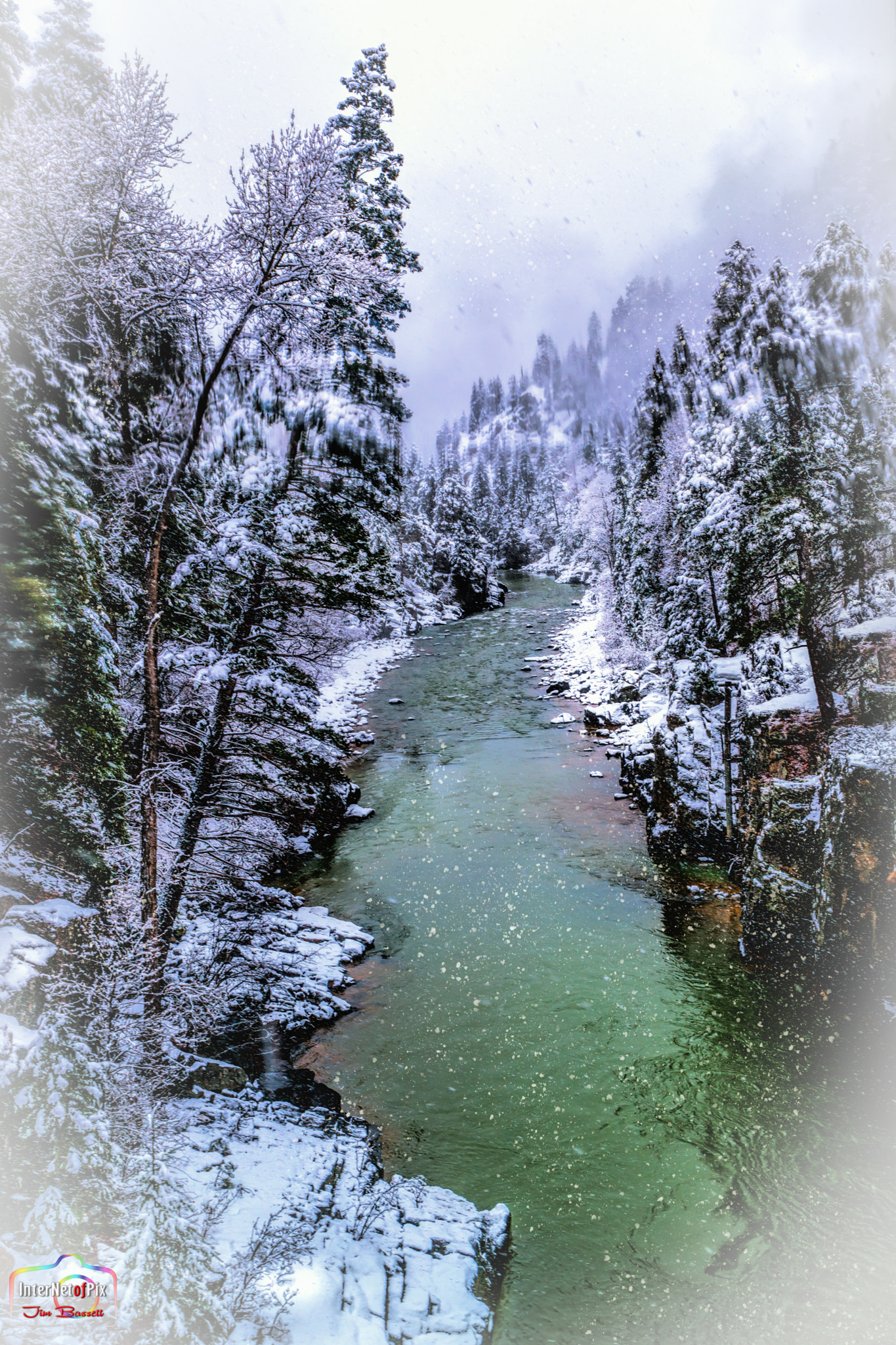 Samsung NX 16-50mm F2.0-2.8 S ED OIS sample photo. Winter on the animas river photography