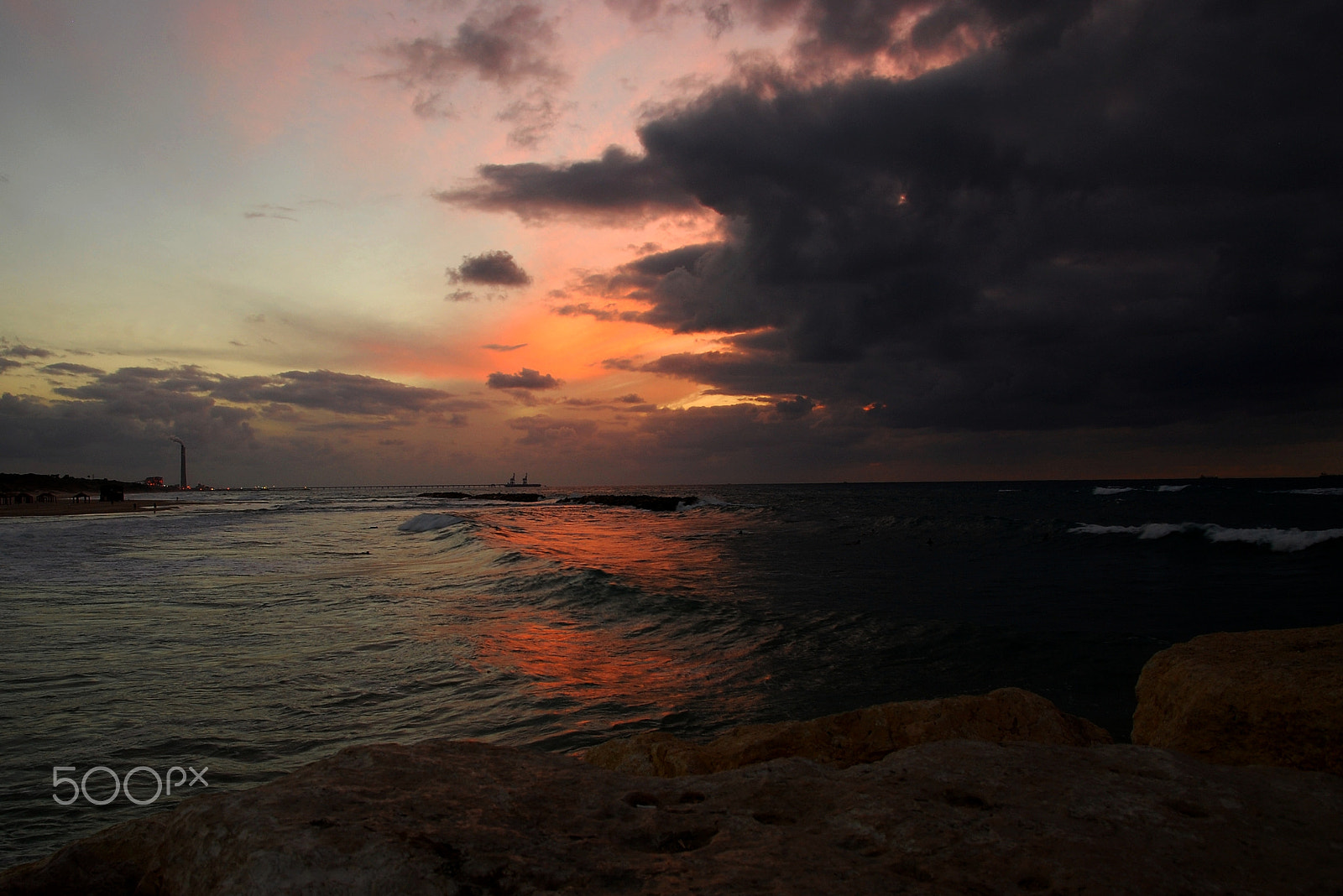 Nikon D80 sample photo. Light vs. darkness photography
