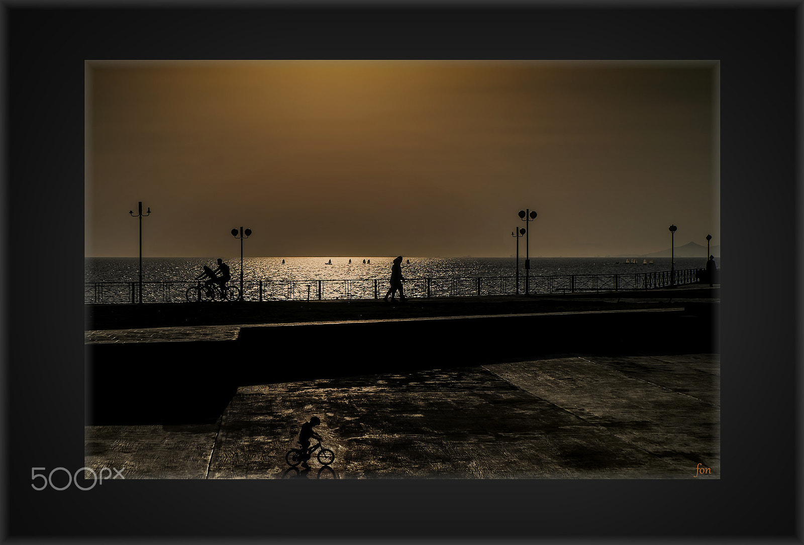Fujifilm XC 16-50mm F3.5-5.6 OIS sample photo. The promenade , down under photography