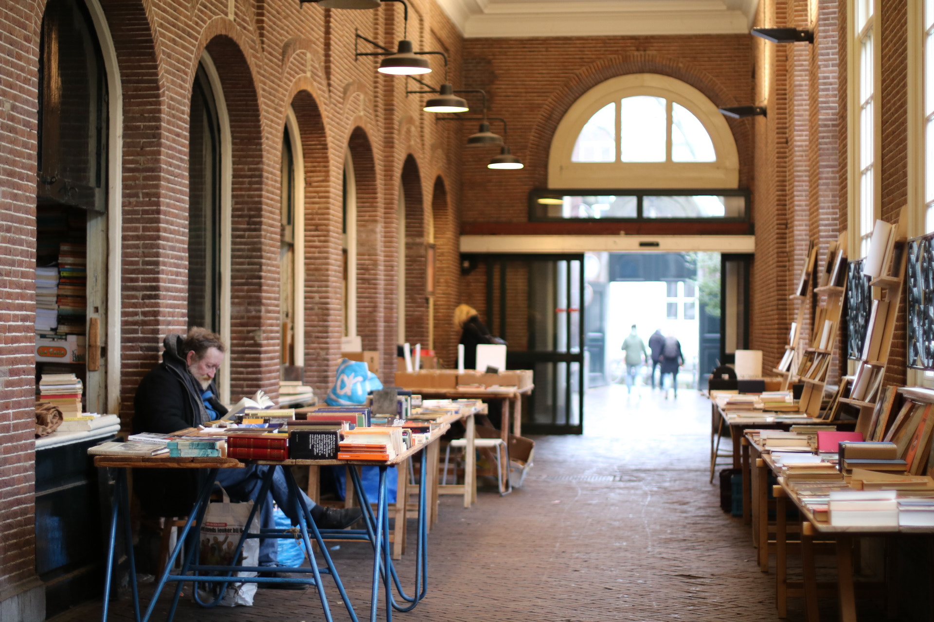 Canon EOS 760D (EOS Rebel T6s / EOS 8000D) + Canon EF 50mm F1.4 USM sample photo. University of amsterdam photography