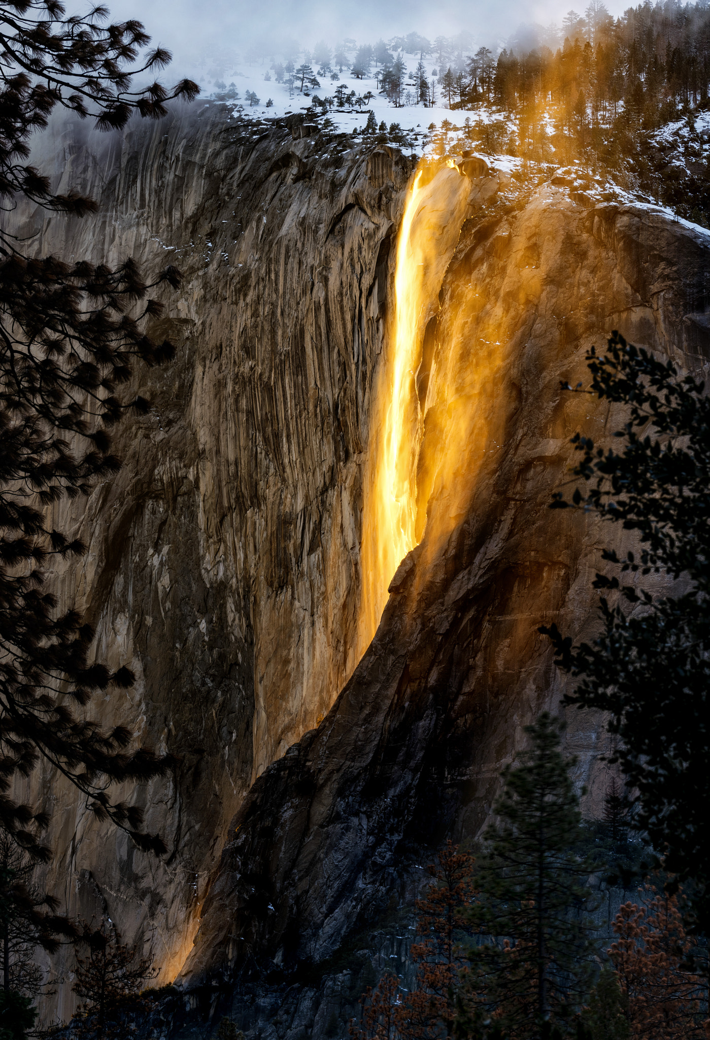 Sony a99 II sample photo. Horsetail falls - firefall photography