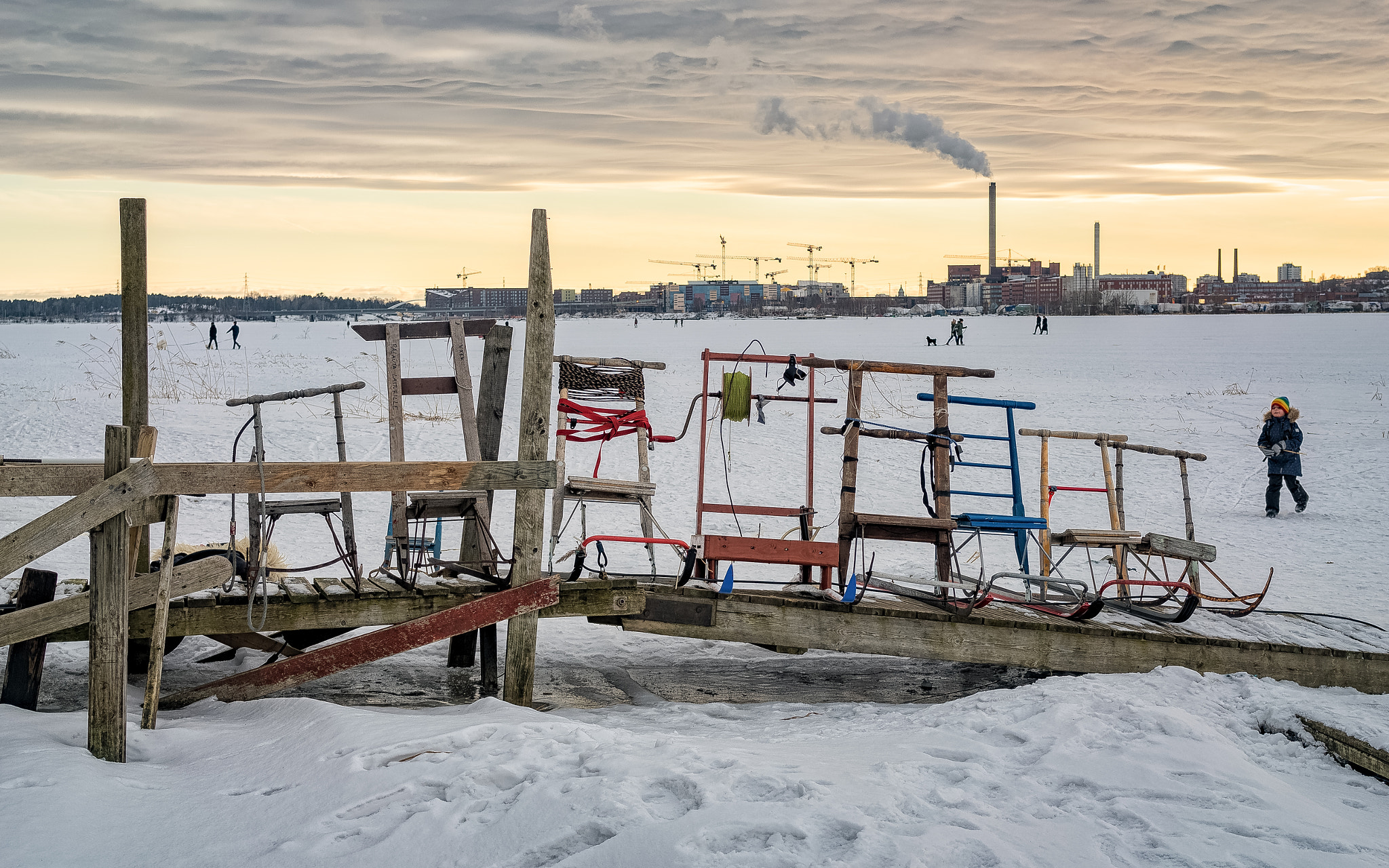 Sony a7R II + Sony Sonnar T* FE 35mm F2.8 ZA sample photo. Sled parking photography