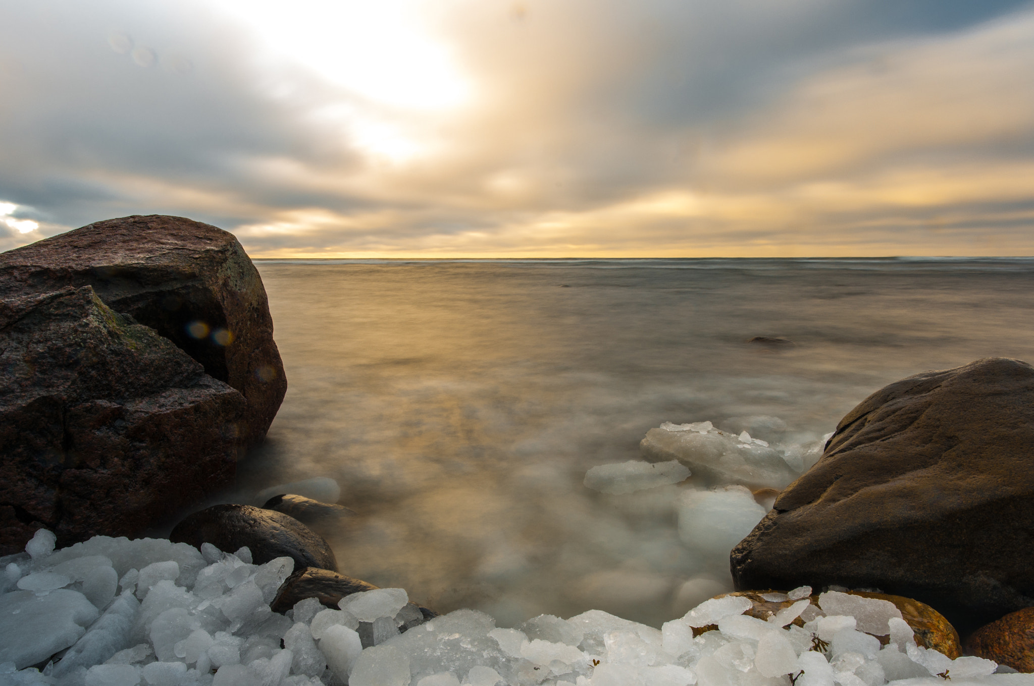 Nikon D300 + Samyang 16mm F2 ED AS UMC CS sample photo. Winter sunset photography