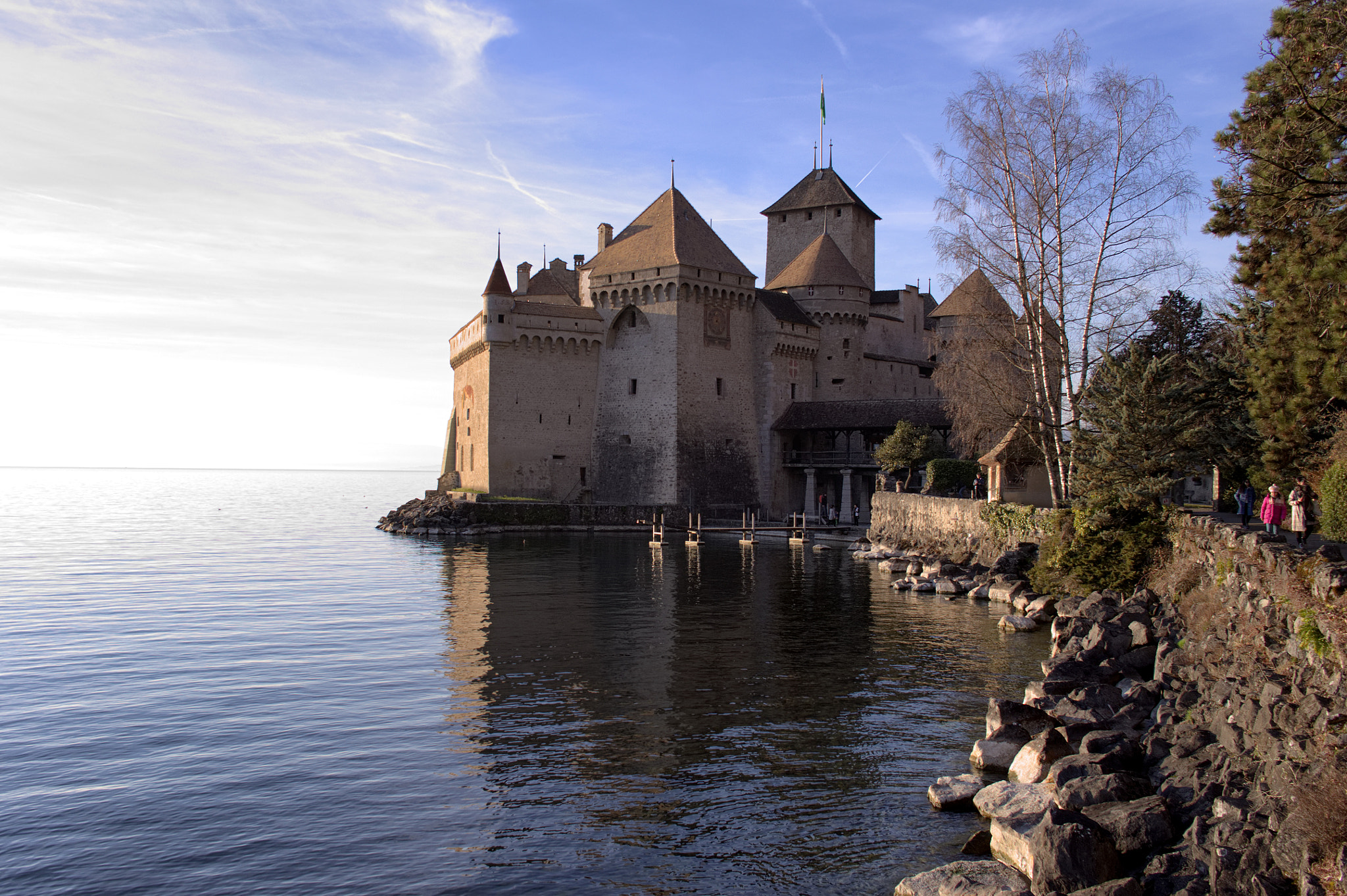 Pentax K-x + Pentax smc DA 21mm F3.2 AL Limited sample photo. Château de chillon photography