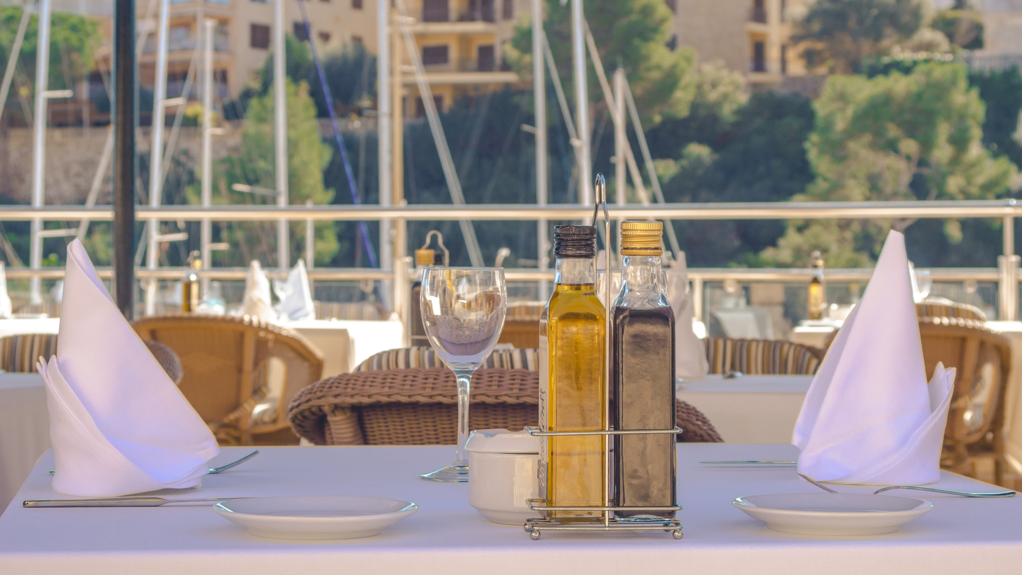 Minolta AF 35-70mm F3.5-4.5 [II] sample photo. Porto cristo photography