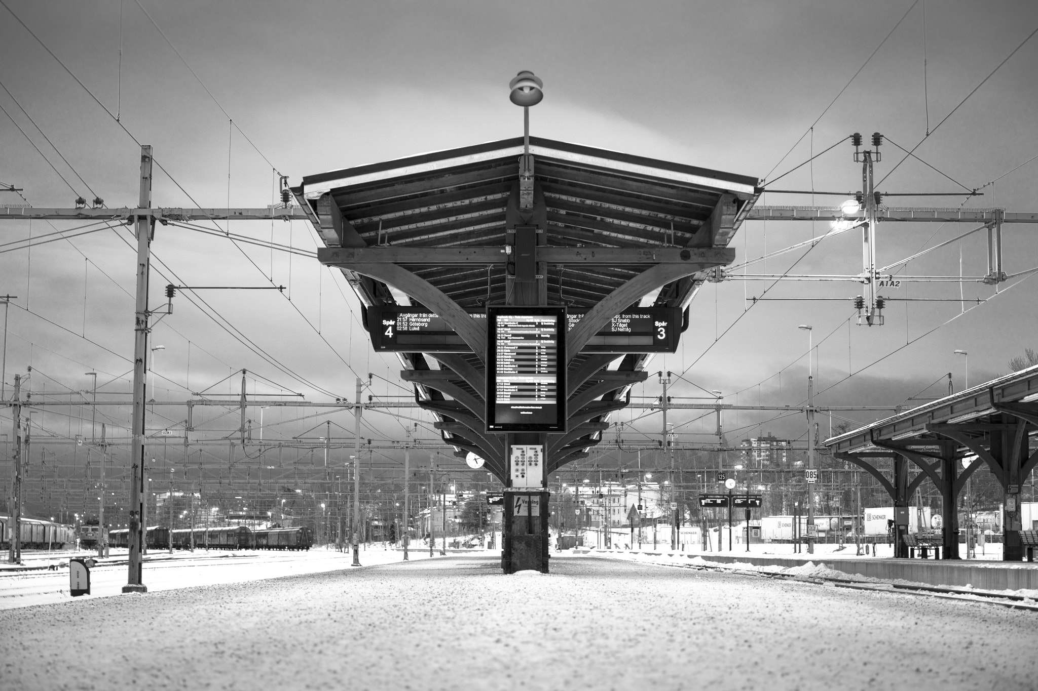 Canon EF 24-70mm F4L IS USM sample photo. Winter train station photography