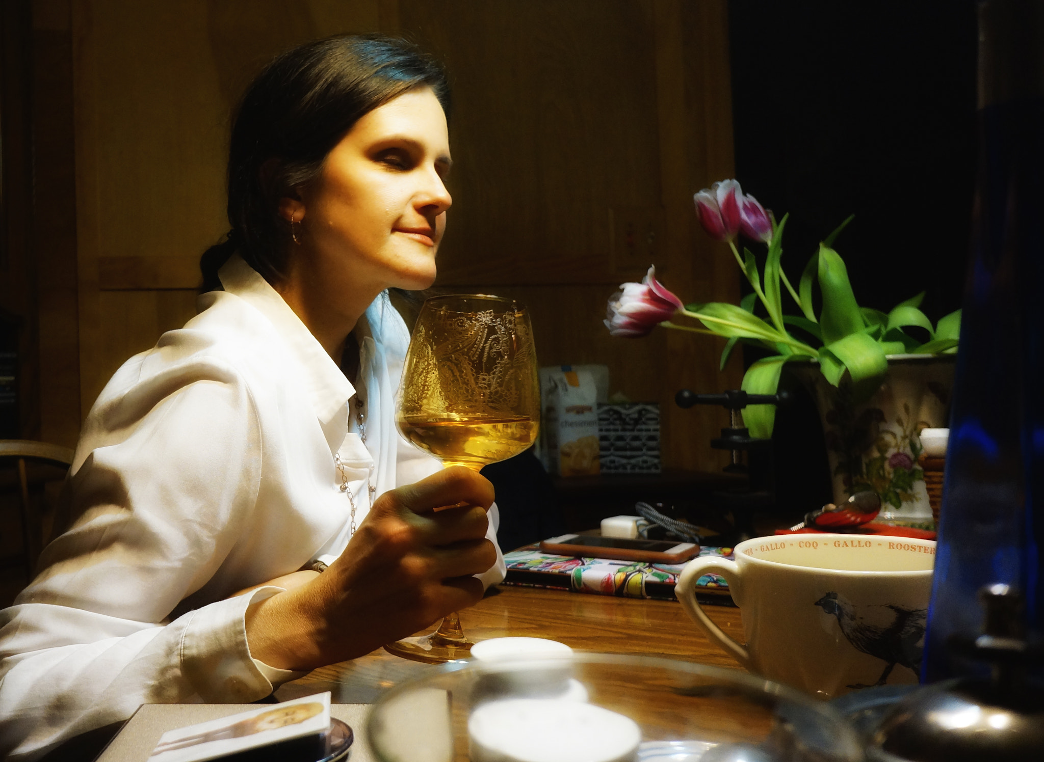 Sony Alpha NEX-7 + Sony E 16mm F2.8 sample photo. The girl. the flowers. and wine. photography