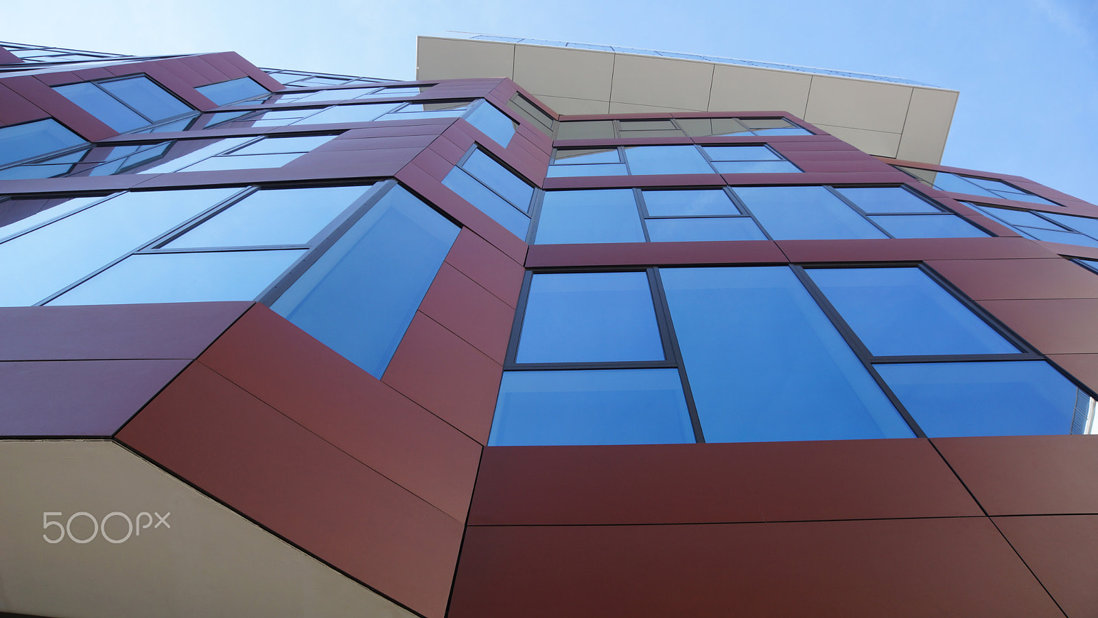 Sony SLT-A77 sample photo. Angular facade photography