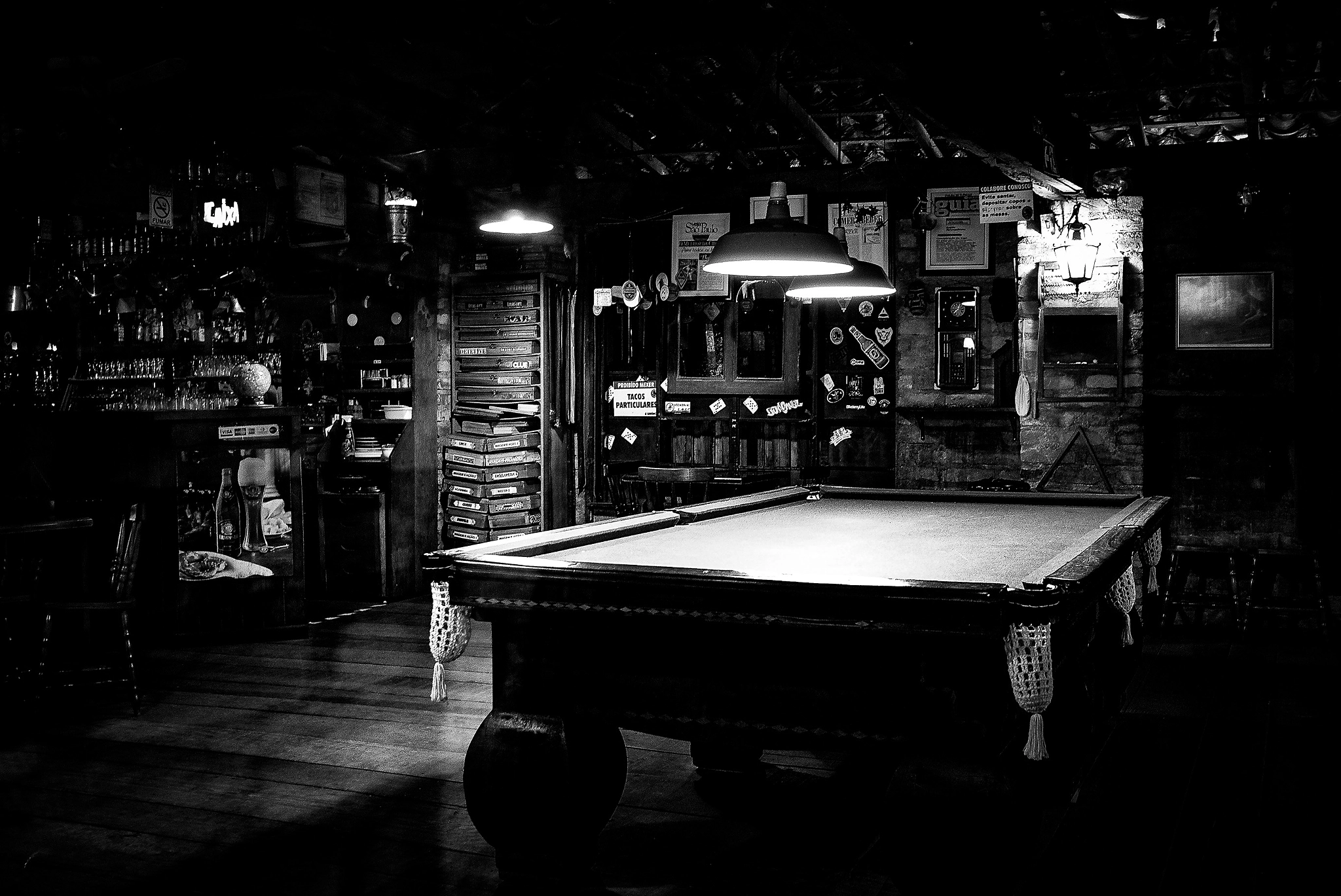 Leica X1 sample photo. Old bar photography