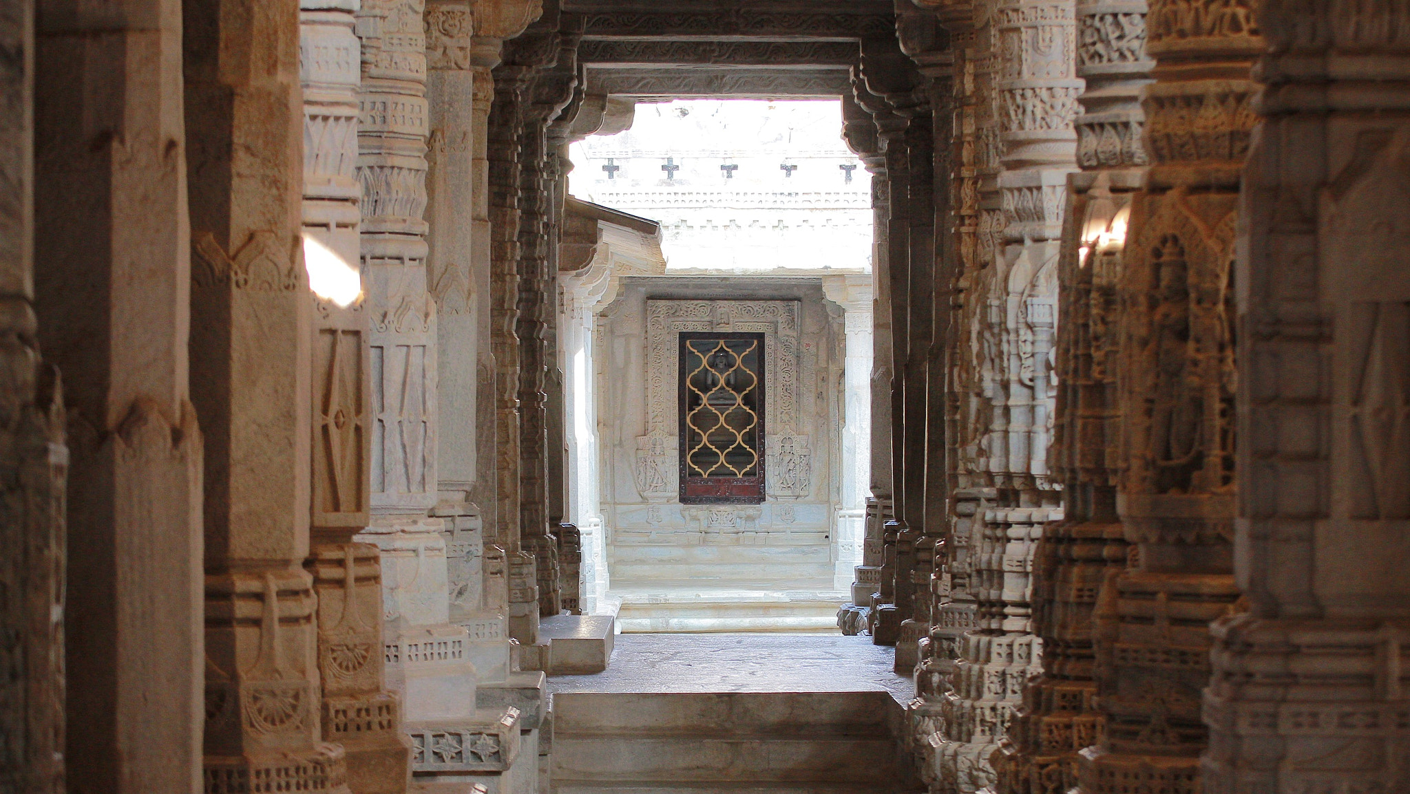Canon EOS 650D (EOS Rebel T4i / EOS Kiss X6i) sample photo. Temple photography