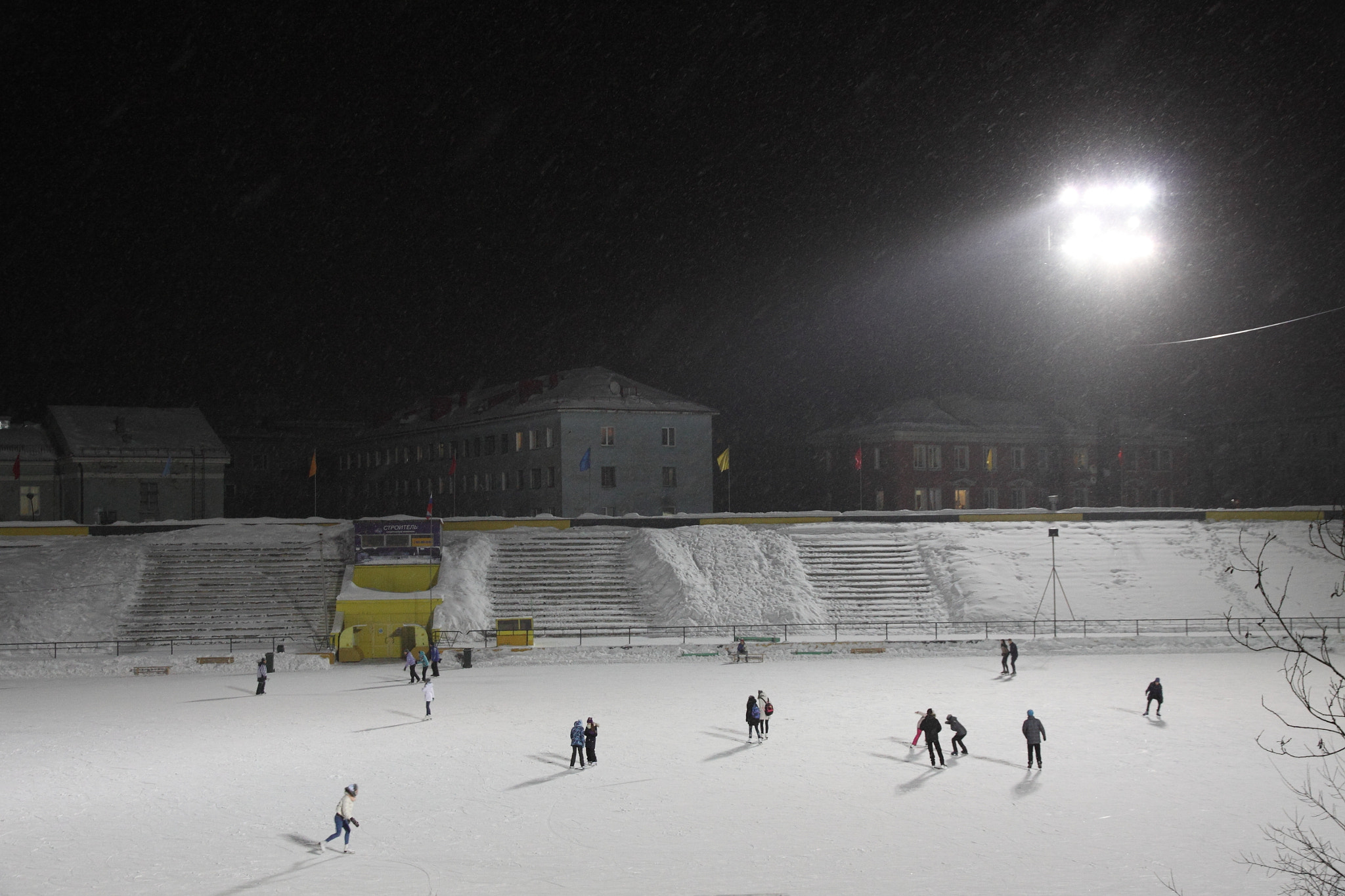Canon EOS 50D sample photo. Skiing photography