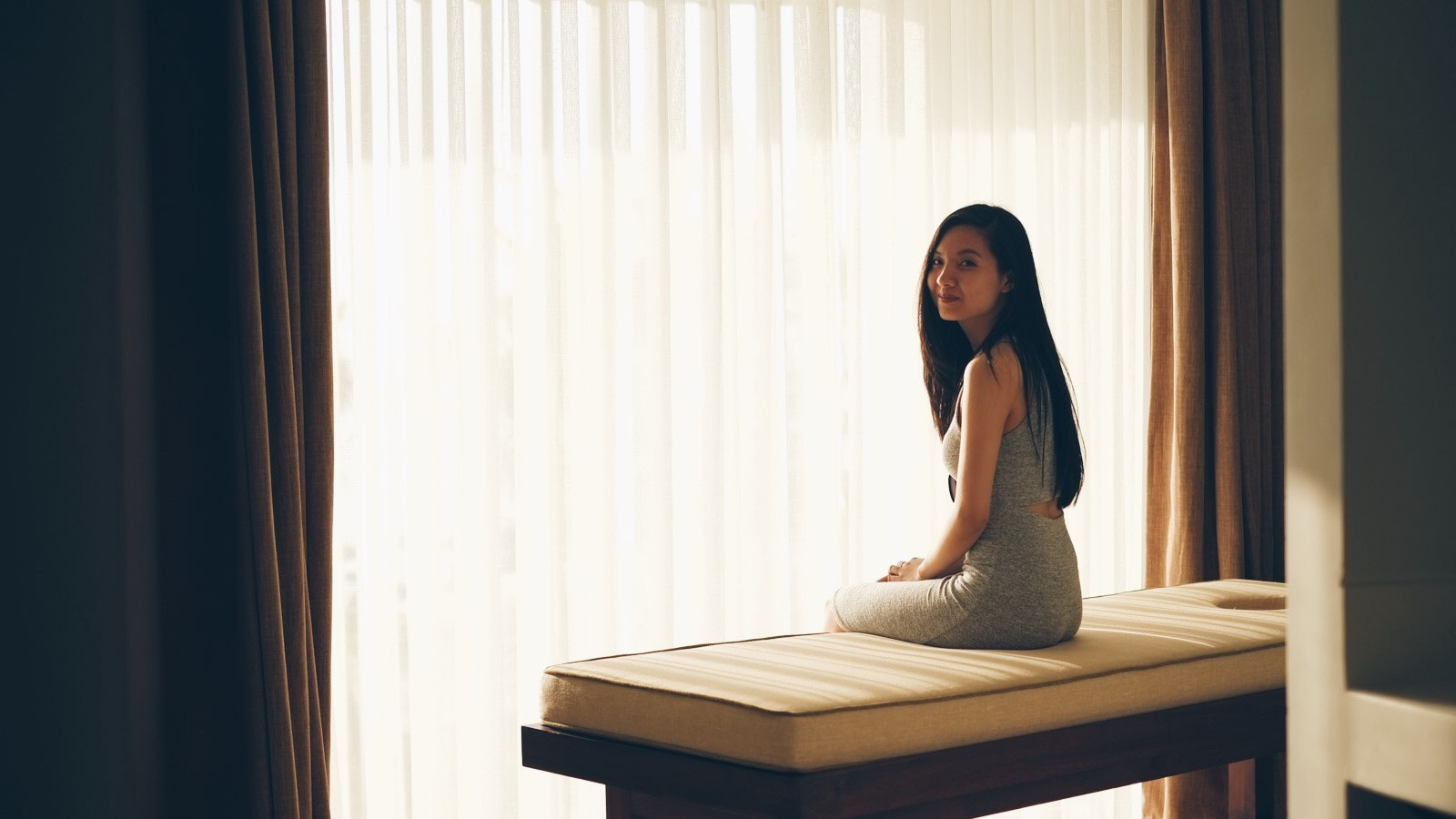 Fujifilm X-Pro1 + Fujifilm XF 35mm F1.4 R sample photo. Turn around pls :) photography