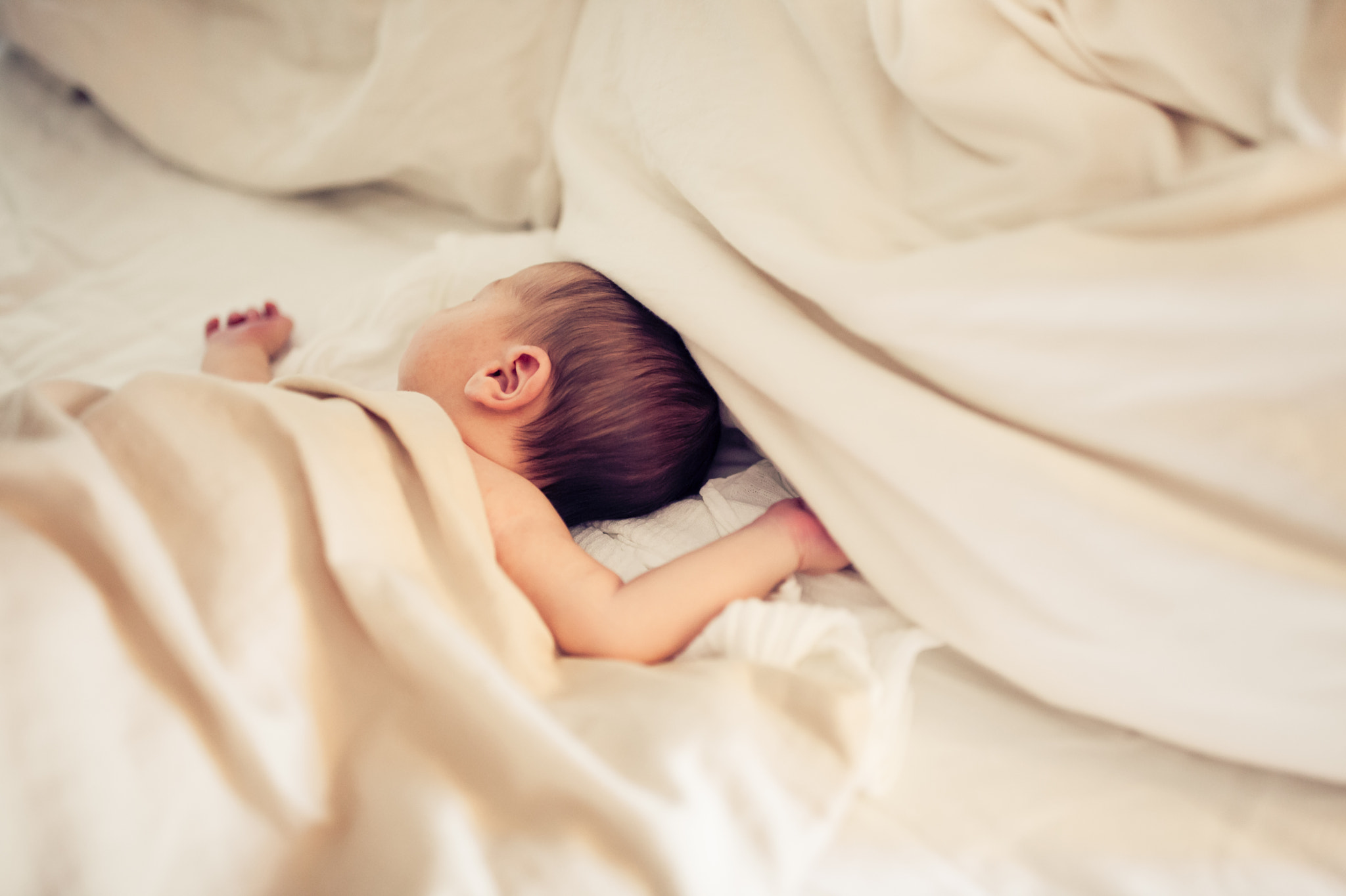 Canon EF 35mm F1.4L II USM sample photo. Boy photography