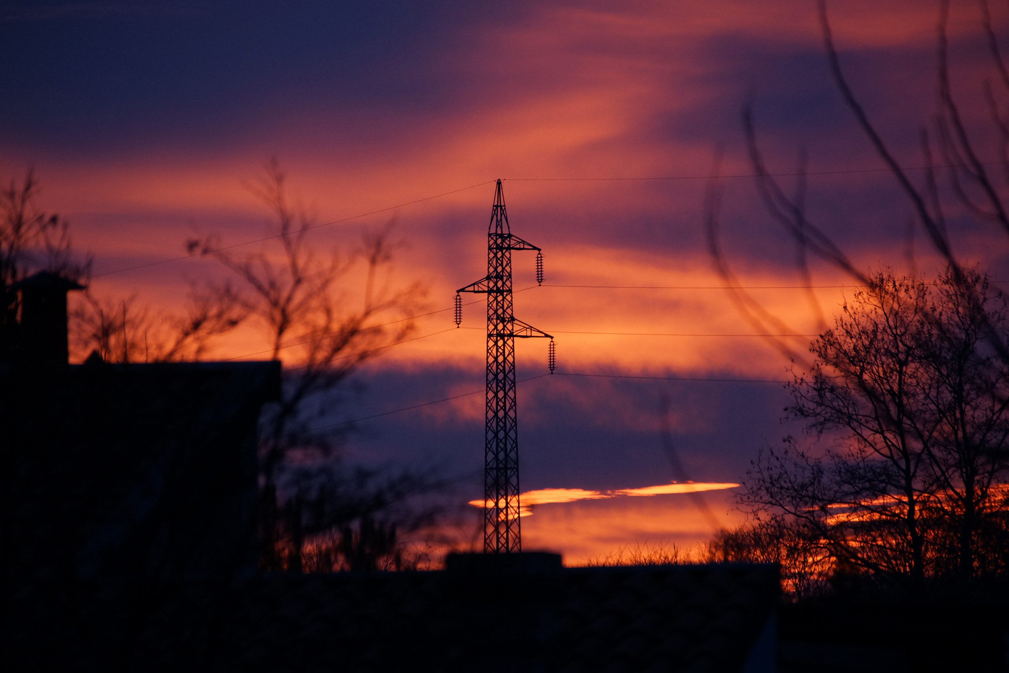 Sony SLT-A77 + DT 18-300mm F3.5-6.3 sample photo. This evening from my window, no pp photography