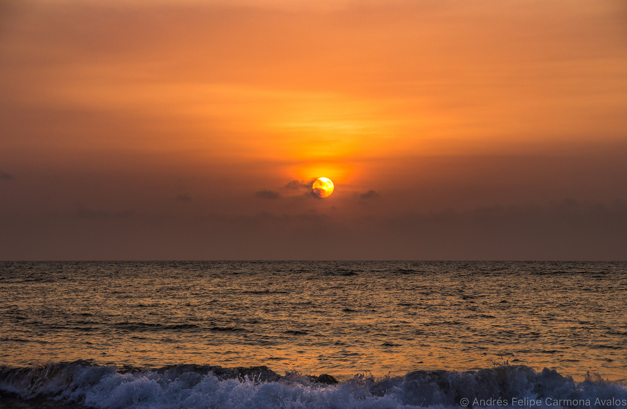 Canon EF-S 18-135mm F3.5-5.6 IS sample photo. Solo el oceano ... photography