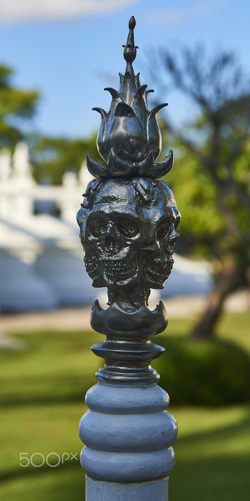 Nikon AF-S Nikkor 24-70mm F2.8G ED sample photo. Thai temple detail photography