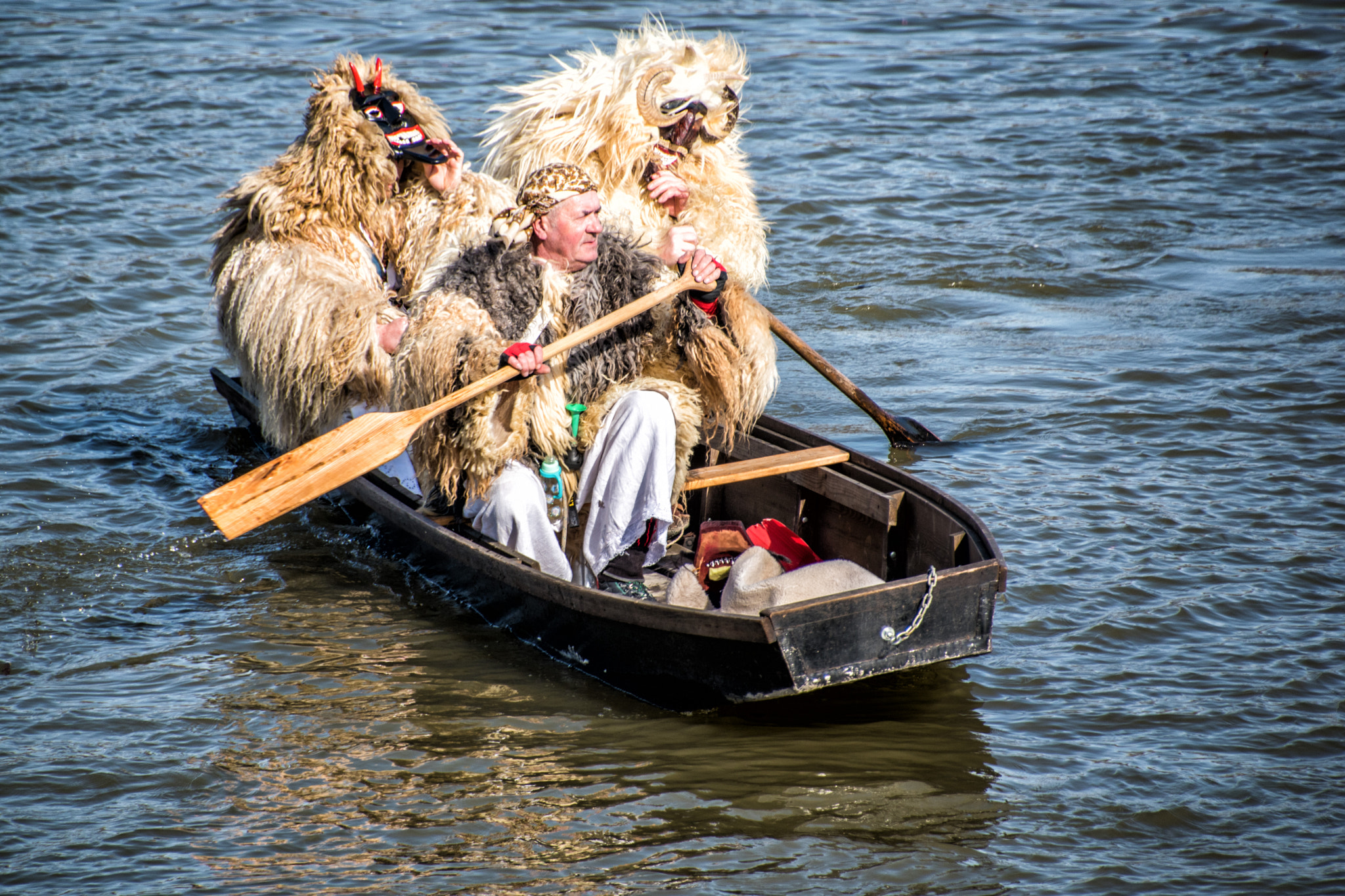 Nikon D5600 sample photo. Busós cross the danube photography
