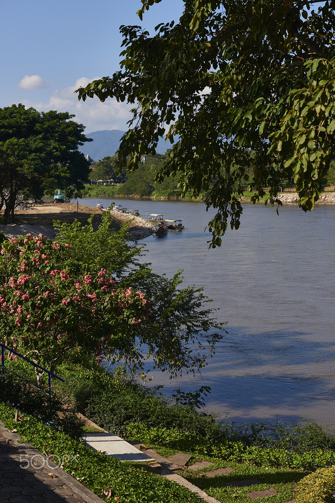 Nikon AF-S Nikkor 24-70mm F2.8G ED sample photo. Chang rai river photography