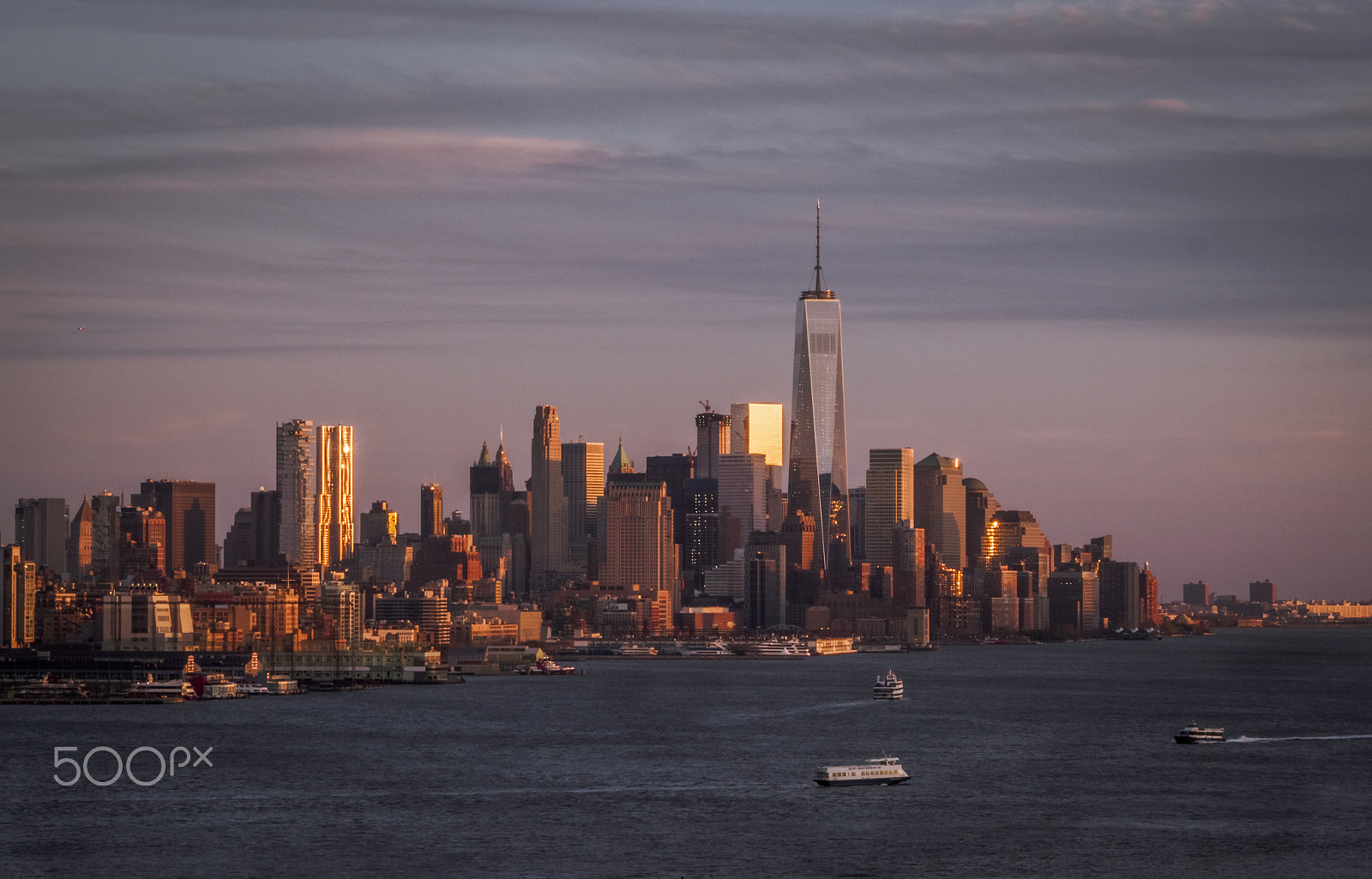 Olympus OM-D E-M10 II sample photo. Nyc downtown at sunset (freedom tower) photography