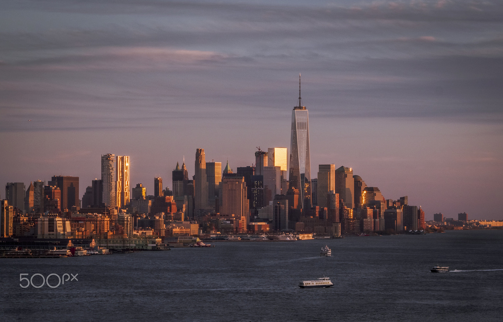 Olympus Zuiko Digital ED 12-60mm F2.8-4.0 SWD sample photo. Nyc downtown at sunset (freedom tower) photography