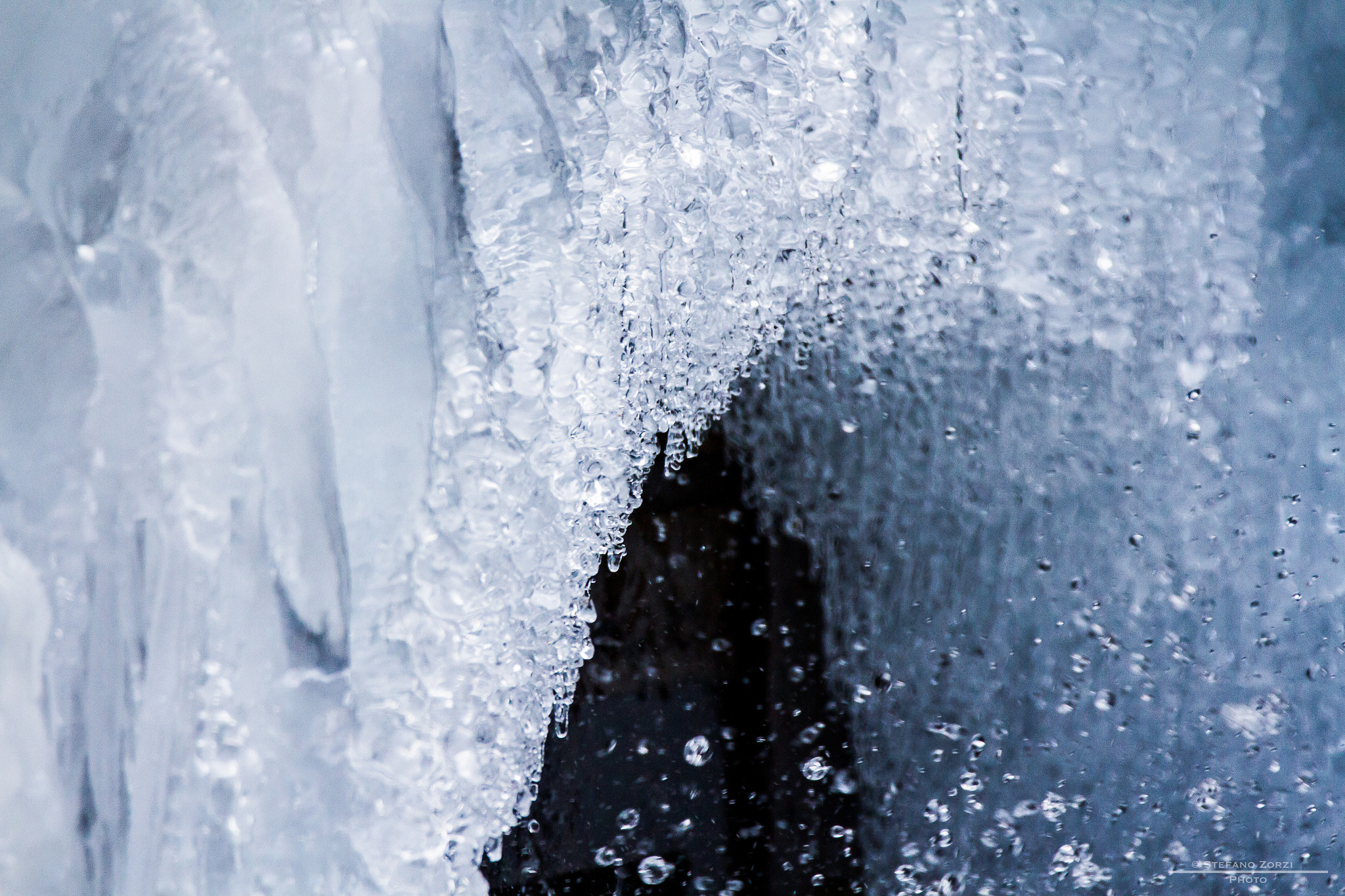Canon EOS 7D + Sigma 150-600mm F5-6.3 DG OS HSM | C sample photo. Ice photography